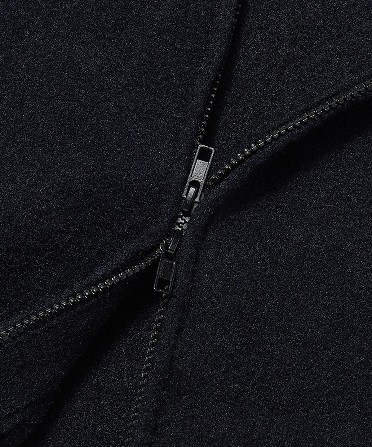 위캔더스(WKNDRS) HAIRY KNIT ZIPUP HOODIE (BLACK)