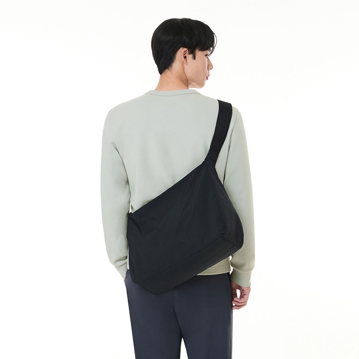 안다르(ANDAR) 스퀘어 크로스백