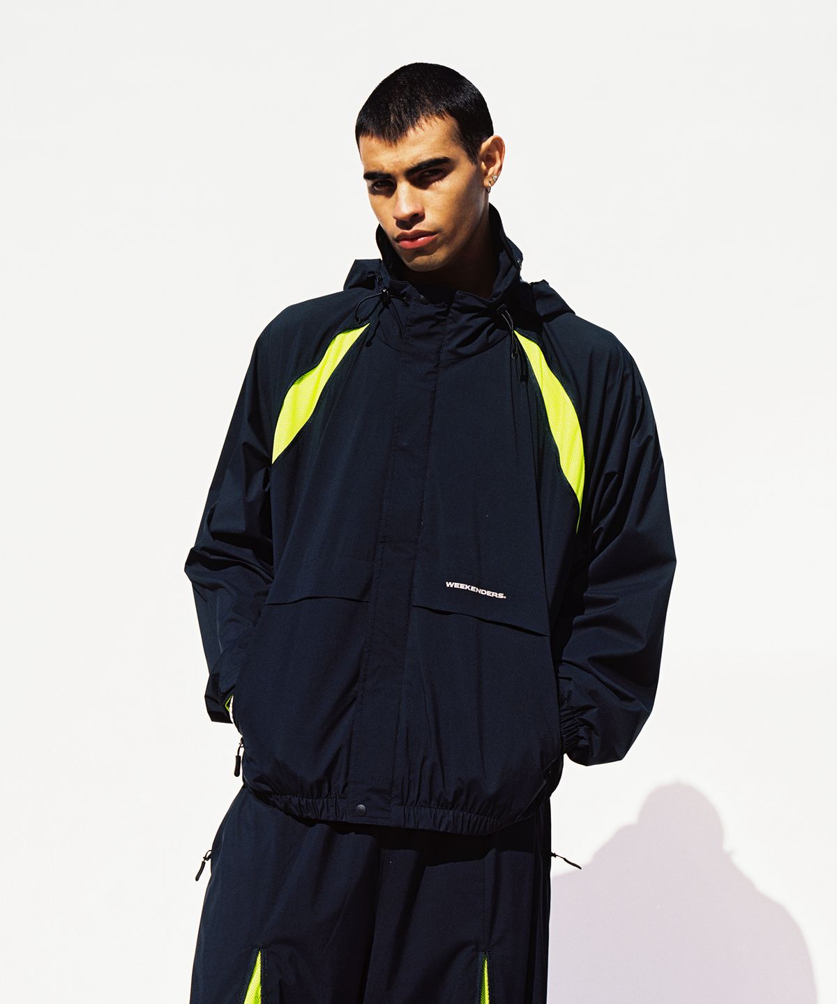 위캔더스(WKNDRS) TECHNICAL WINDBREAKER JK (BLACK)