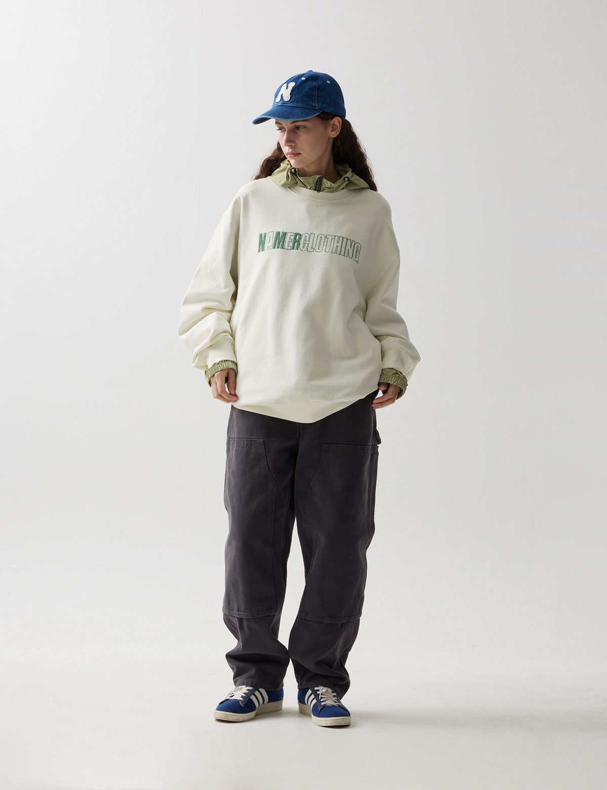 네이머클로딩(NAMERCLOTHING) VINE LOGO SWEATSHIRTS OFF WHITE