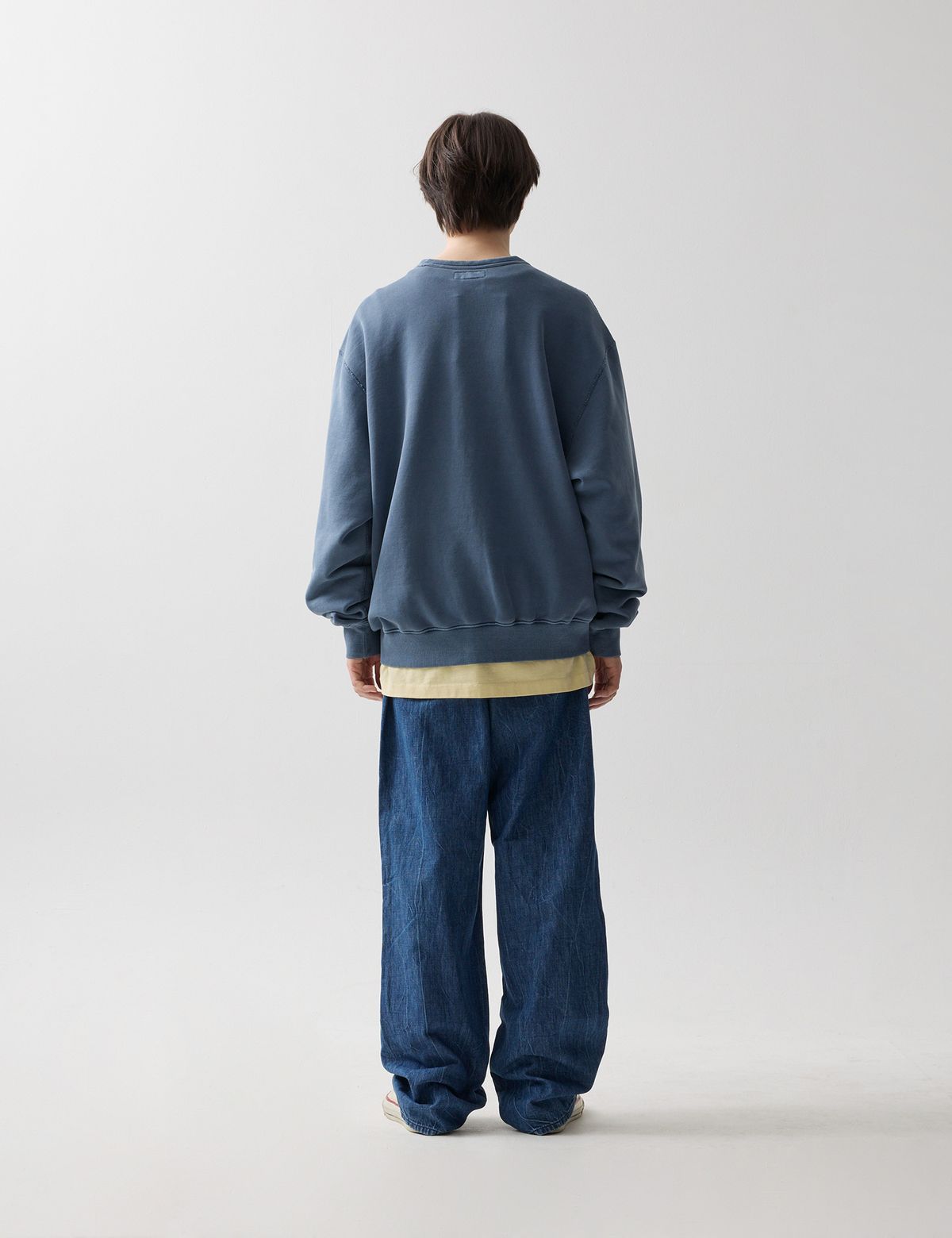 네이머클로딩(NAMERCLOTHING) DYED SYMBOL LOGO SWEATSHIRTS DEEP BLUE