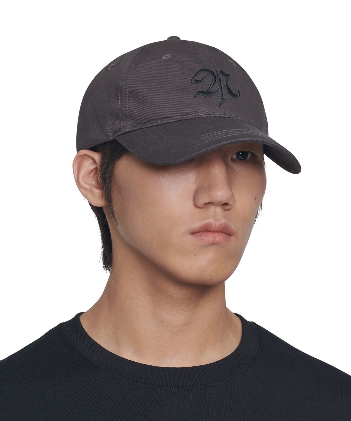 노매뉴얼(NOMANUAL) UPPERCASE LETTER N BALL CAP - CHARCOAL