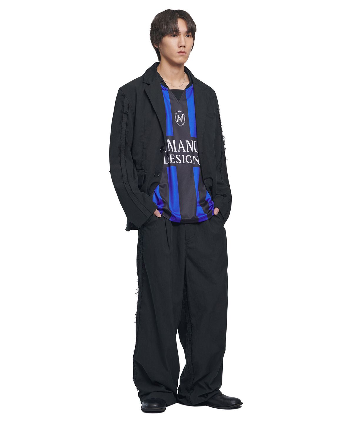 노매뉴얼(NOMANUAL) ROUGH CUT ONE TUCK PANTS - BLACK