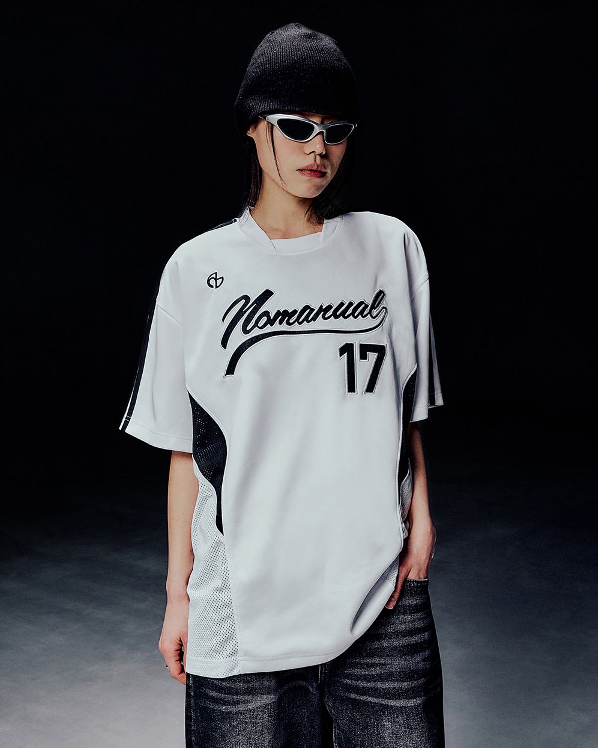 노매뉴얼(NOMANUAL) SWEEP BASEBALL JERSEY - WHITE