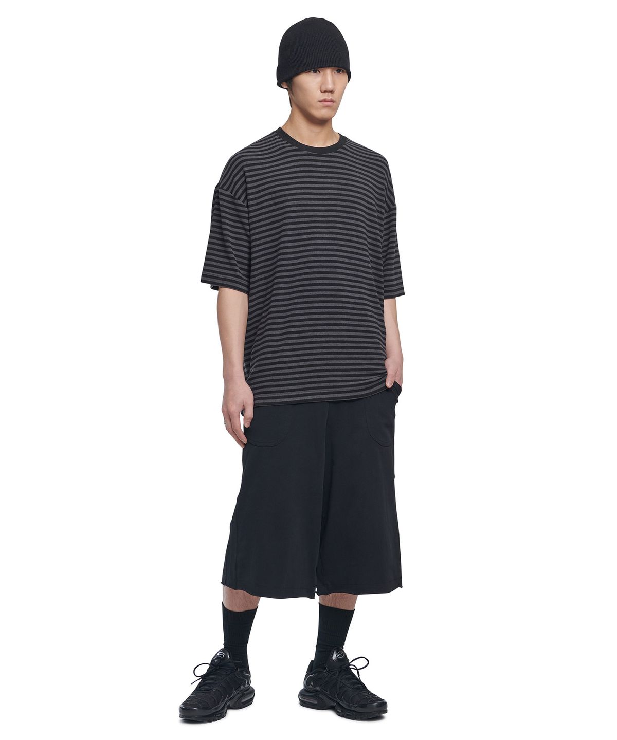 노매뉴얼(NOMANUAL) NM BORDER T-SHIRT - BLACK