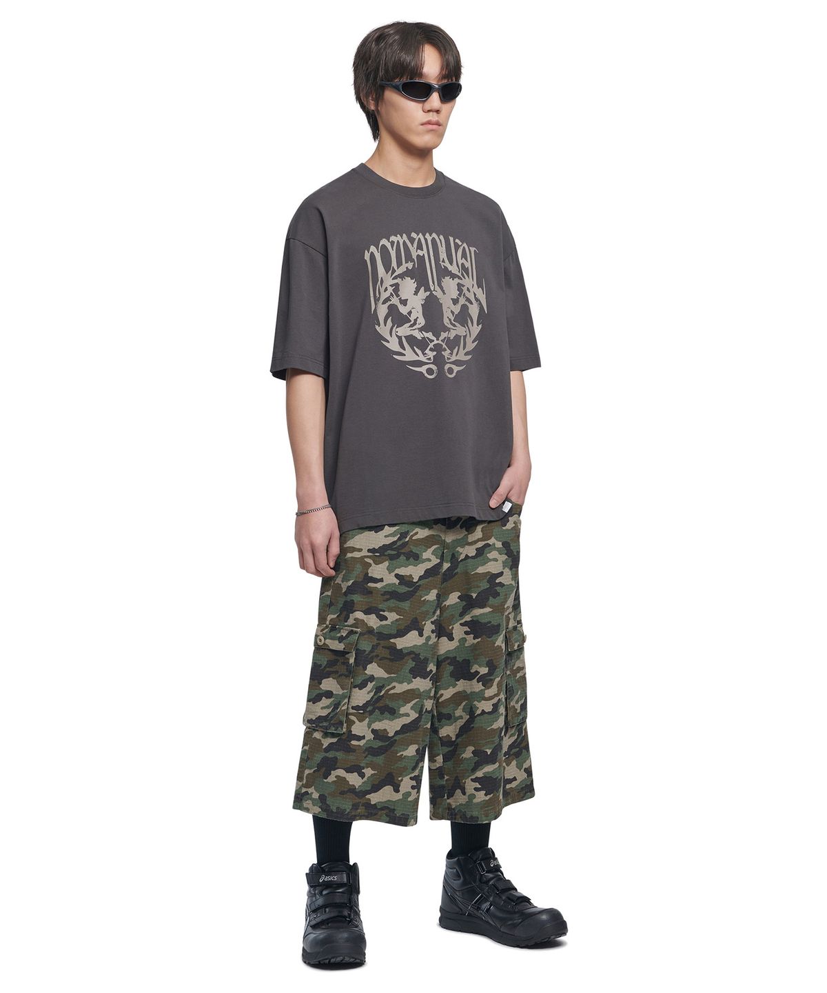 노매뉴얼(NOMANUAL) NM ANGEL T-SHIRT - CHARCOAL