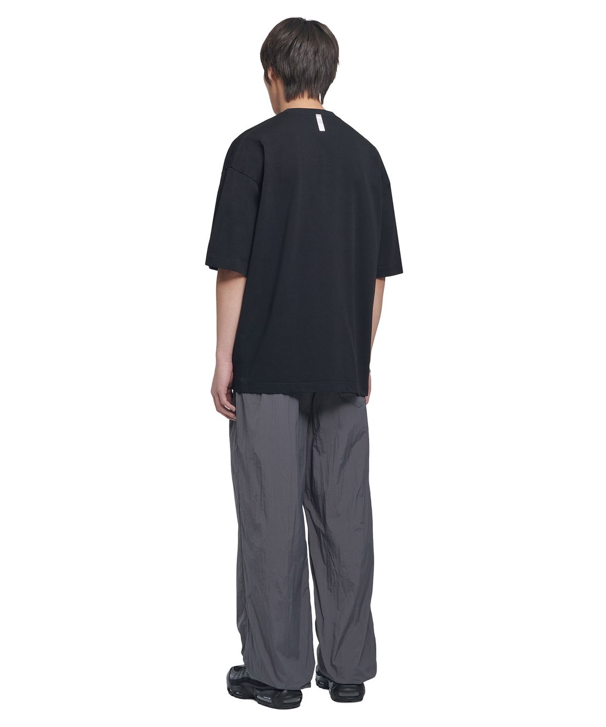 노매뉴얼(NOMANUAL) P.T T-SHIRT - BLACK