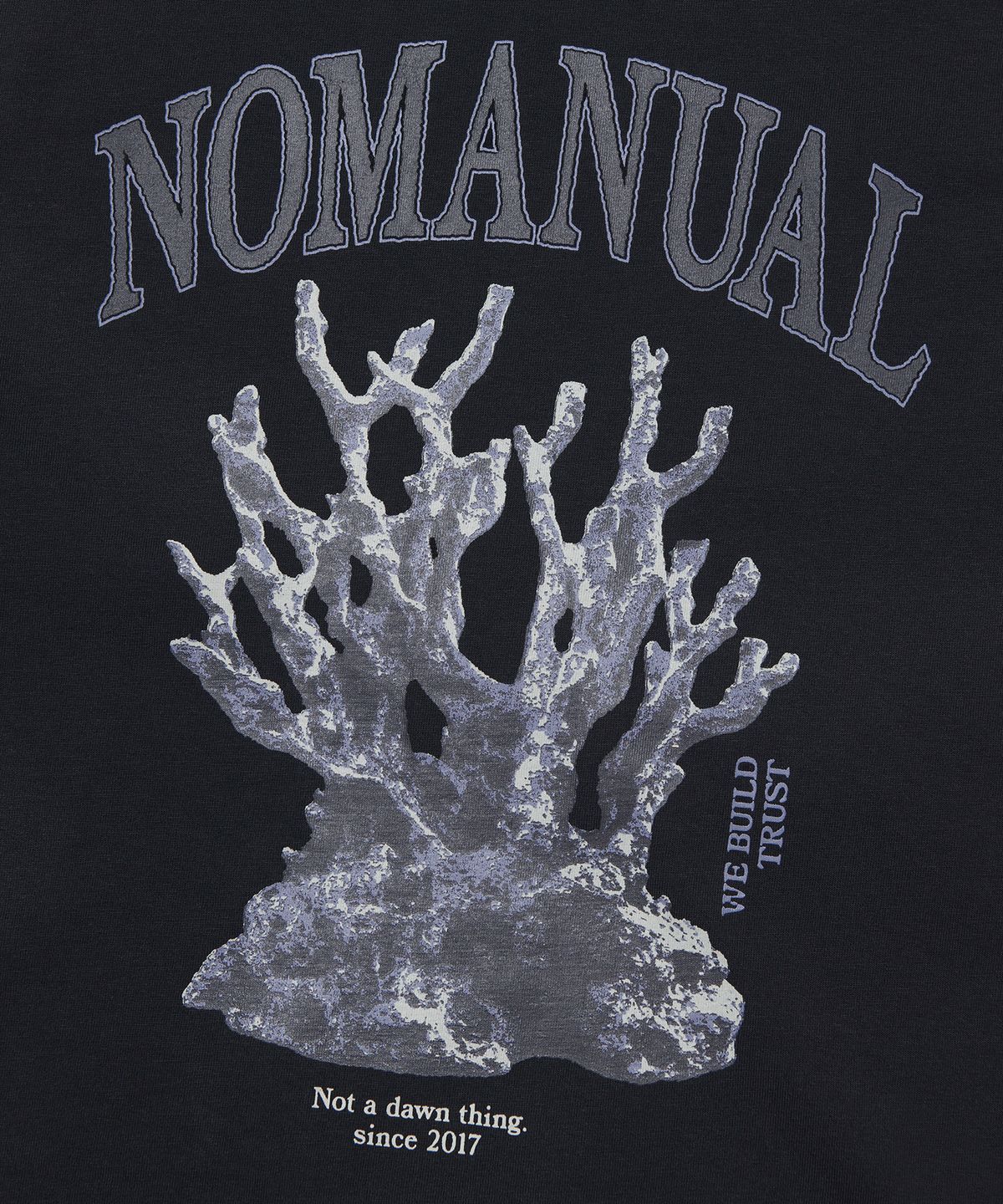 노매뉴얼(NOMANUAL) METAL CORAL REEF T-SHIRT - BLACK