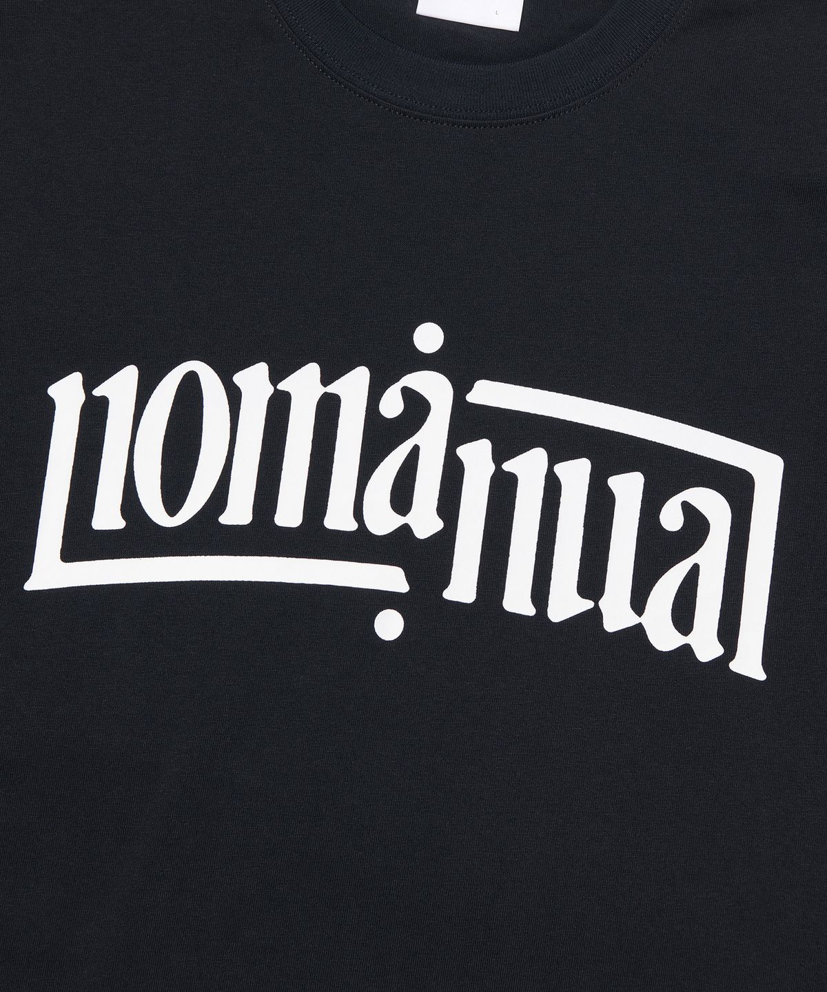 노매뉴얼(NOMANUAL) ARCHED TEXT T-SHIRT - BLACK