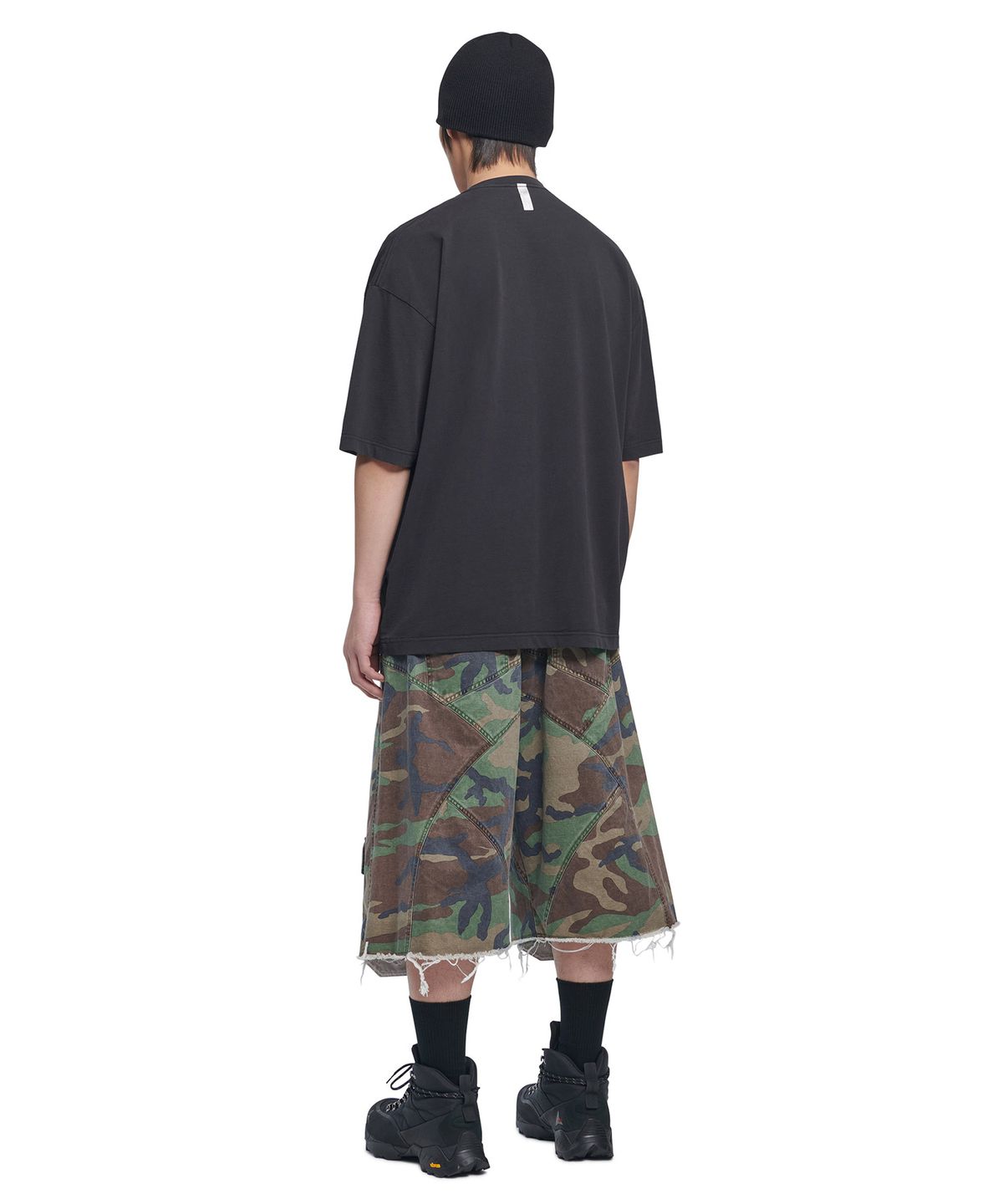 노매뉴얼(NOMANUAL) EMBROIDERED LOGO T-SHIRT - WASHED BLACK