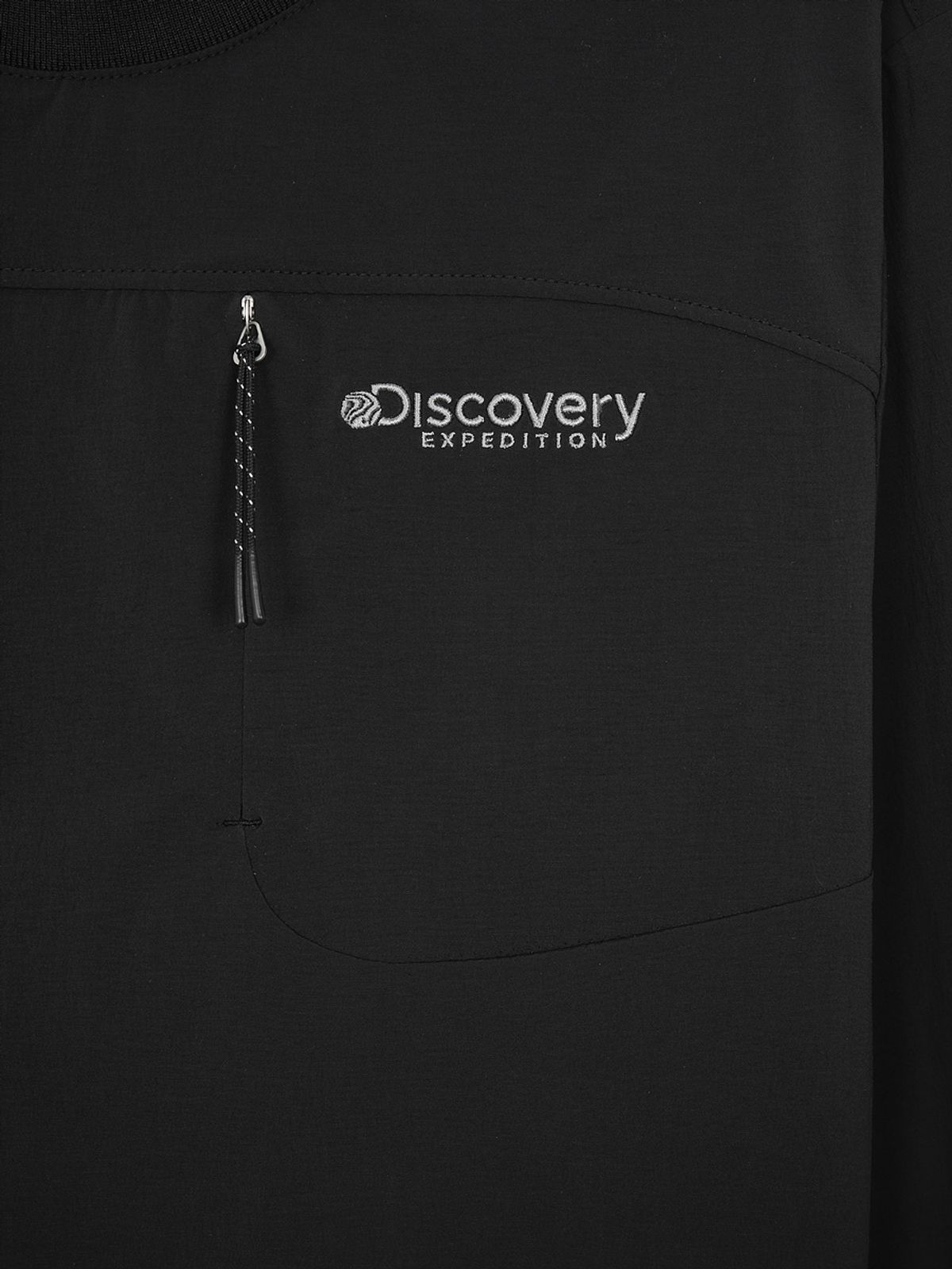 디스커버리 키즈(DISCOVERY KIDS) 키즈 프레시벤트 우븐 트레이닝 가슴포켓 맨투맨 (BLACK)