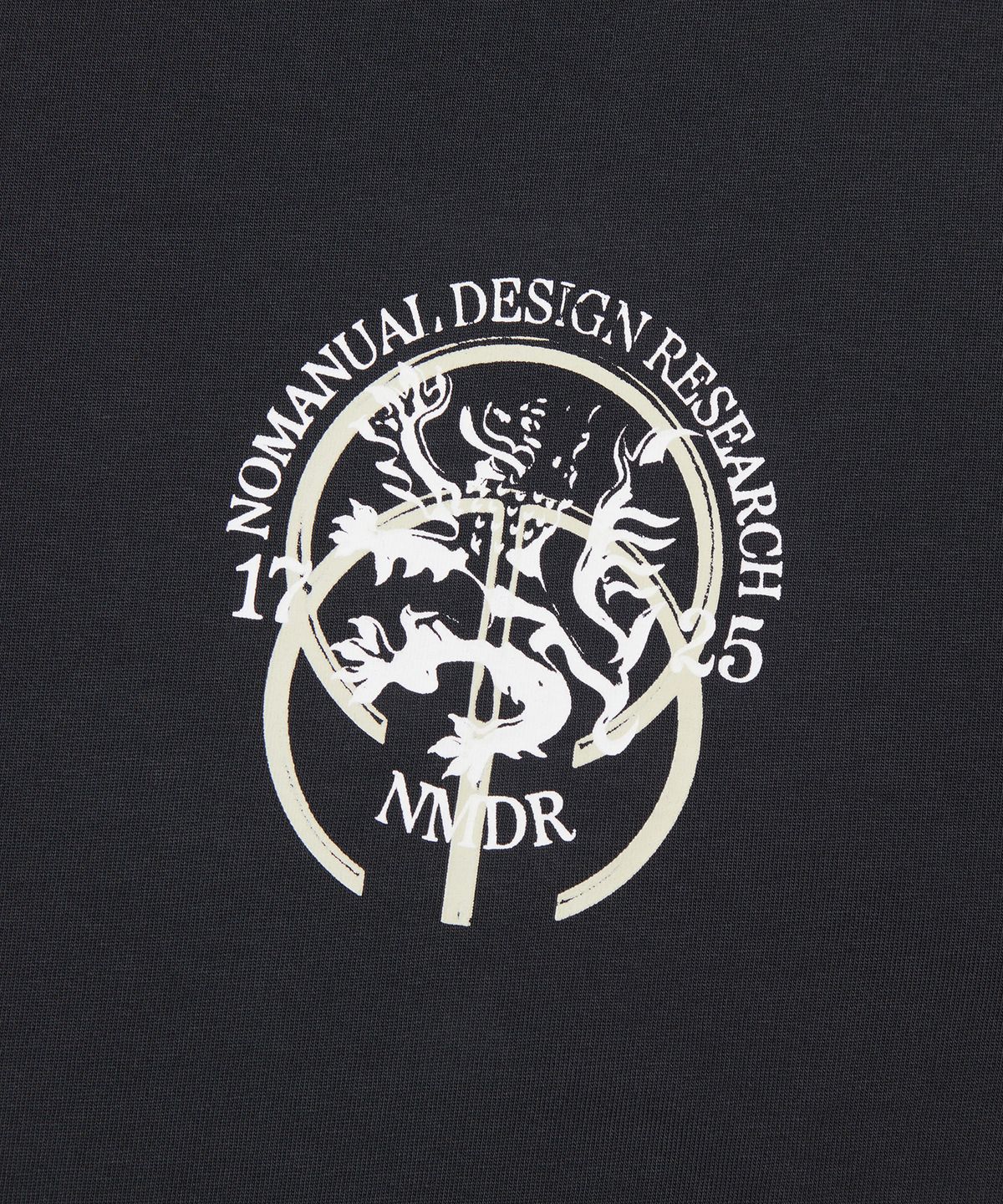 노매뉴얼(NOMANUAL) NM HERALDRY T-SHIRT - WASHED BLACK