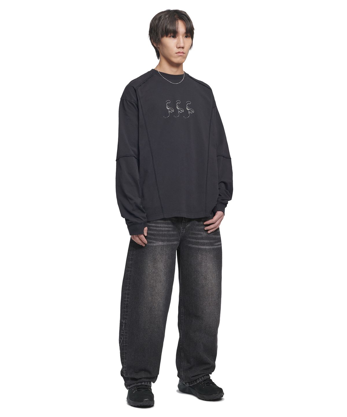 노매뉴얼(NOMANUAL) SLASH LONG SLEEVE TEE - WASHED BLACK