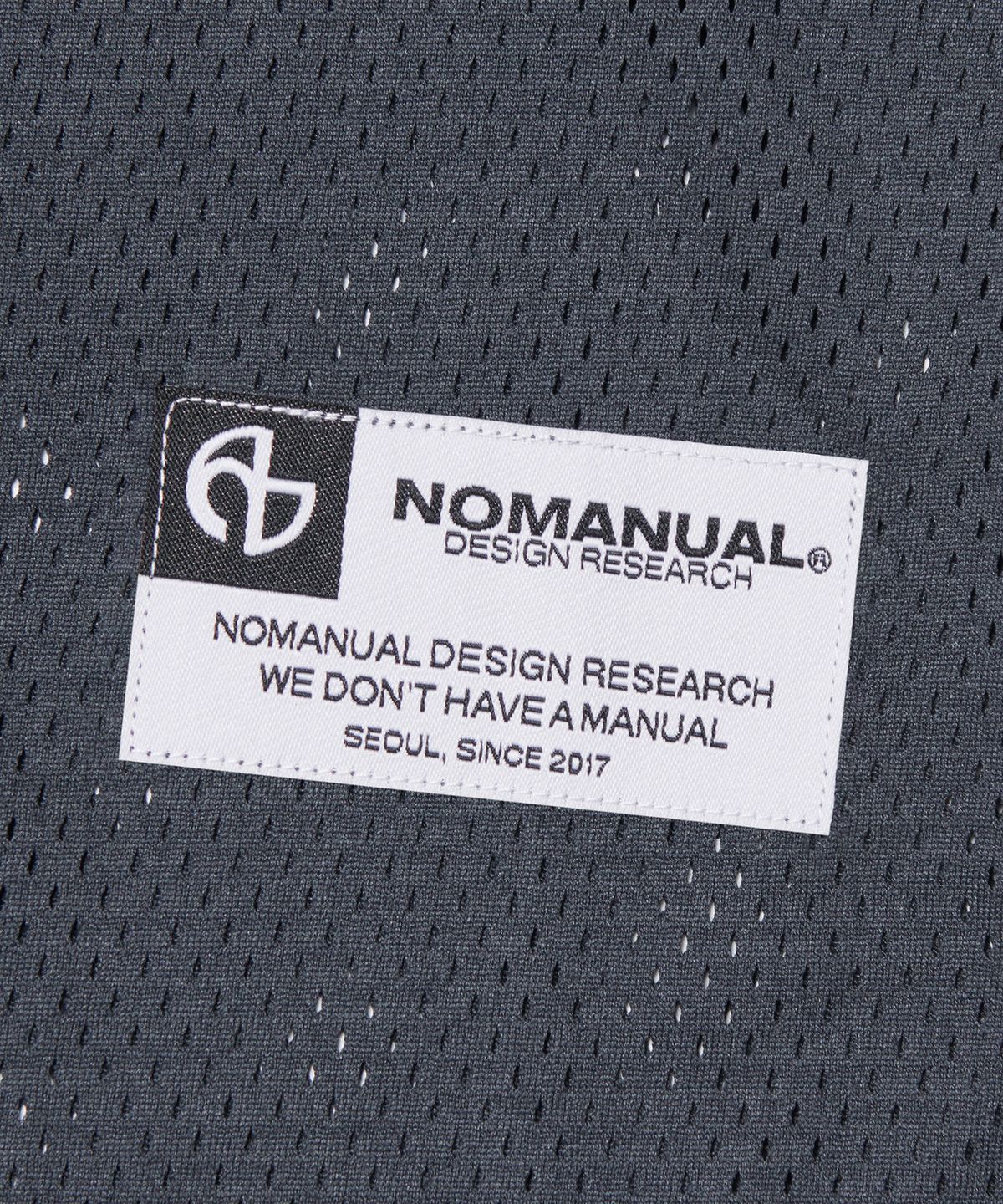 노매뉴얼(NOMANUAL) SMOKE BALL MESH JERSEY - CHARCOAL