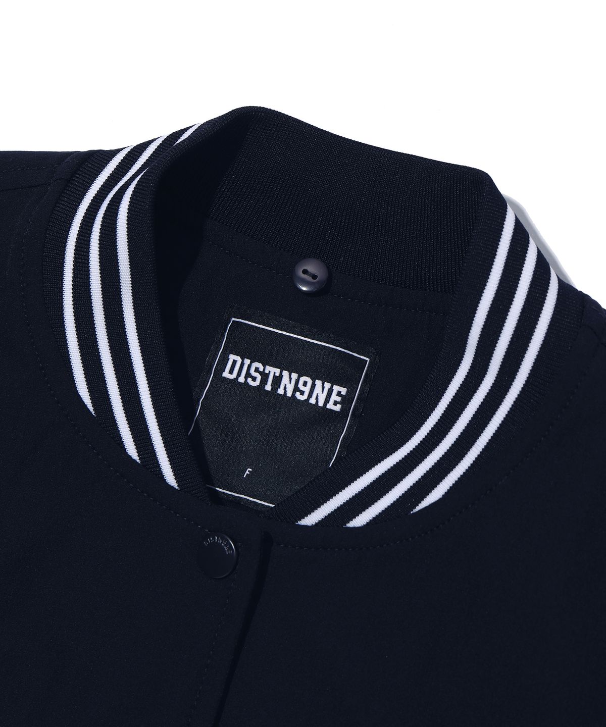 디스트나인(DISTN9NE) 크롭 바시티 점퍼 NAVY (LP1JF005-002)