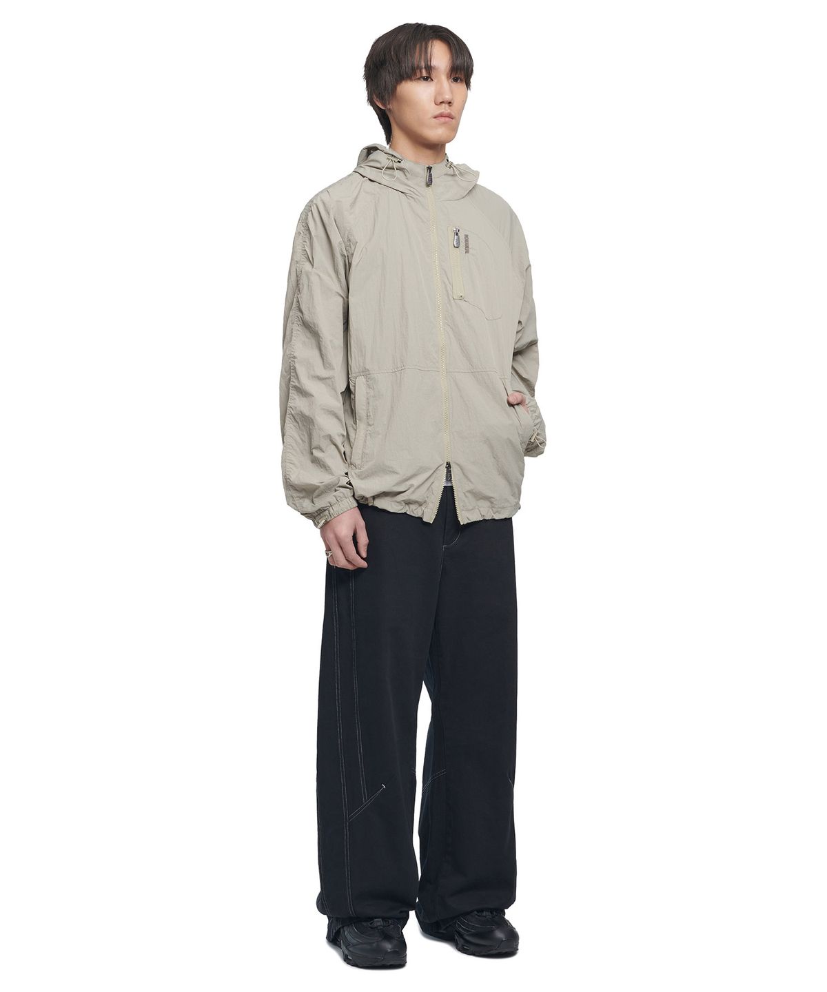 노매뉴얼(NOMANUAL) SAIL WIND SHELL - SAND GRAY