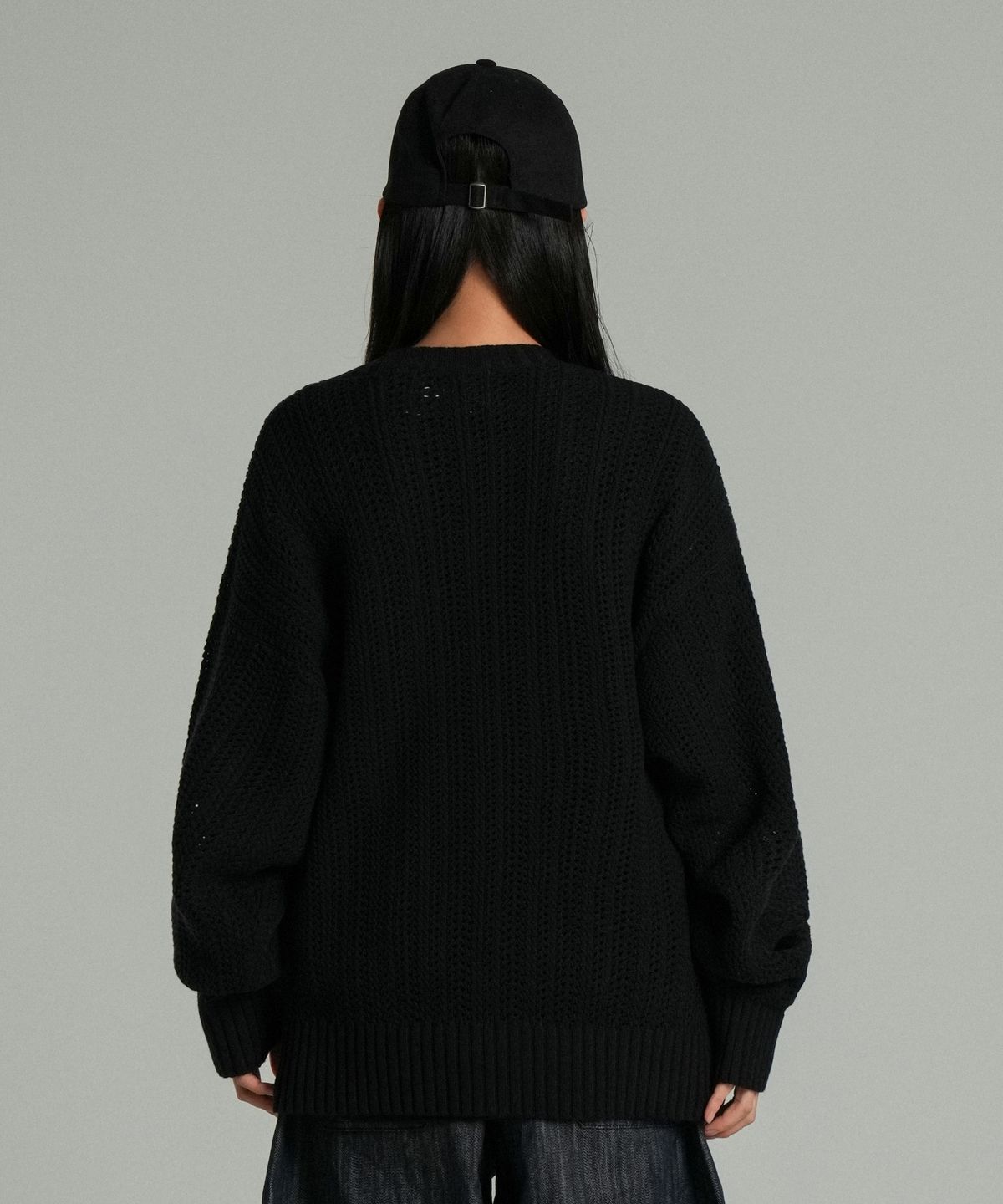 아이돈워너셀(IDWS) Novichi Knit Black