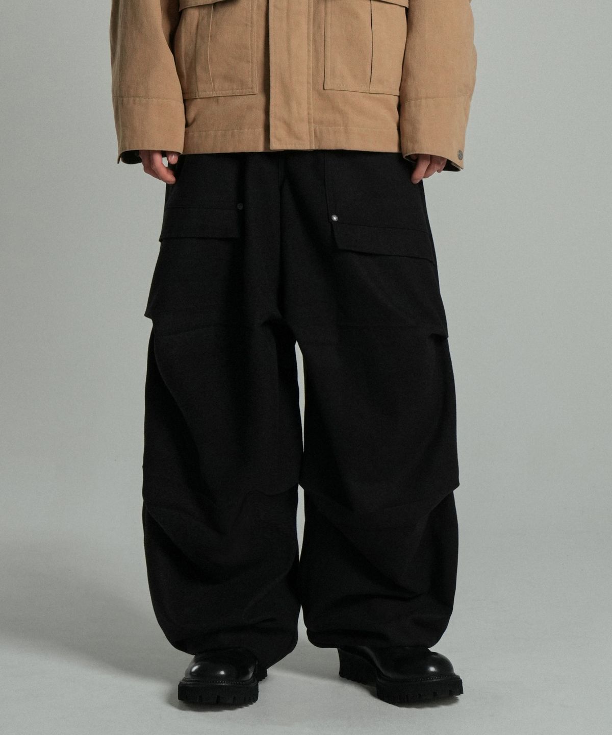 아이돈워너셀(IDWS) Agata Balloon Trouser Black