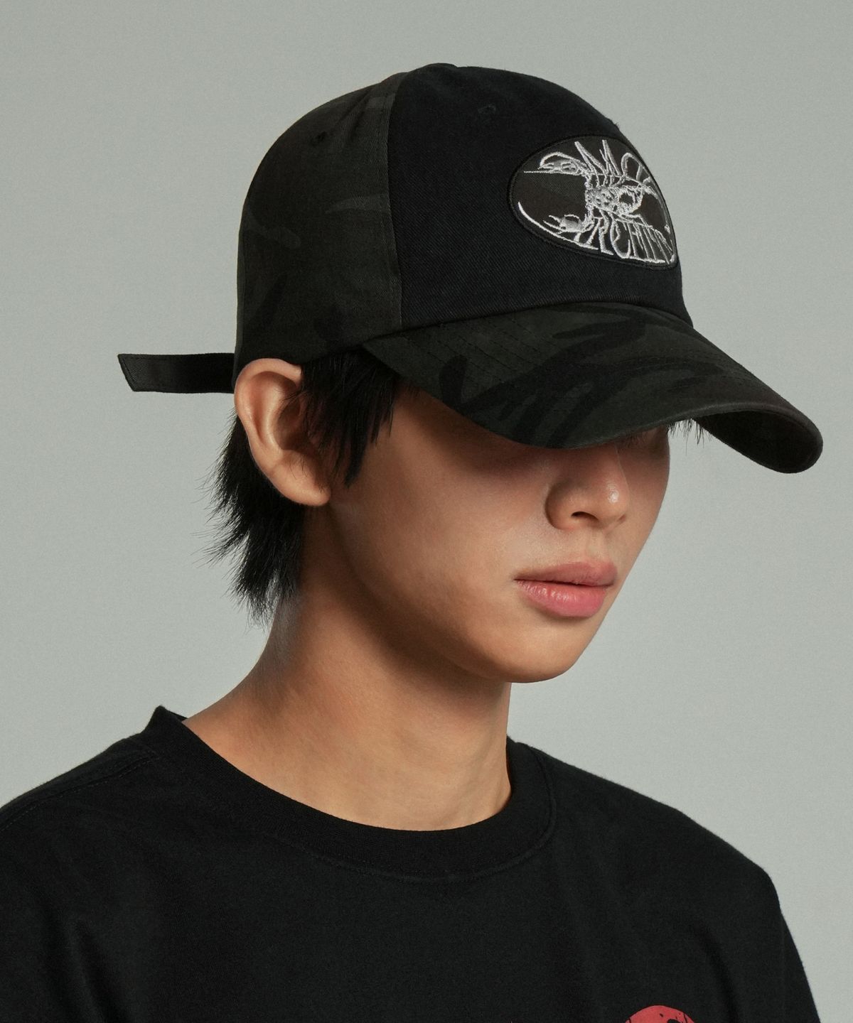 아이돈워너셀(IDWS) Scorpion Wappen Maxi Cap Black/Multi