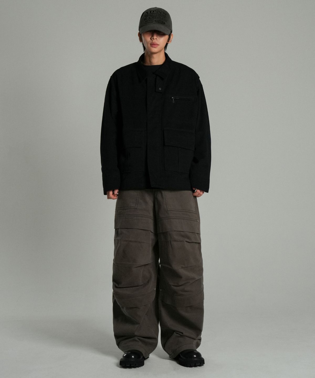 아이돈워너셀(IDWS) Nomad Maxi Layer Pants Charcoal