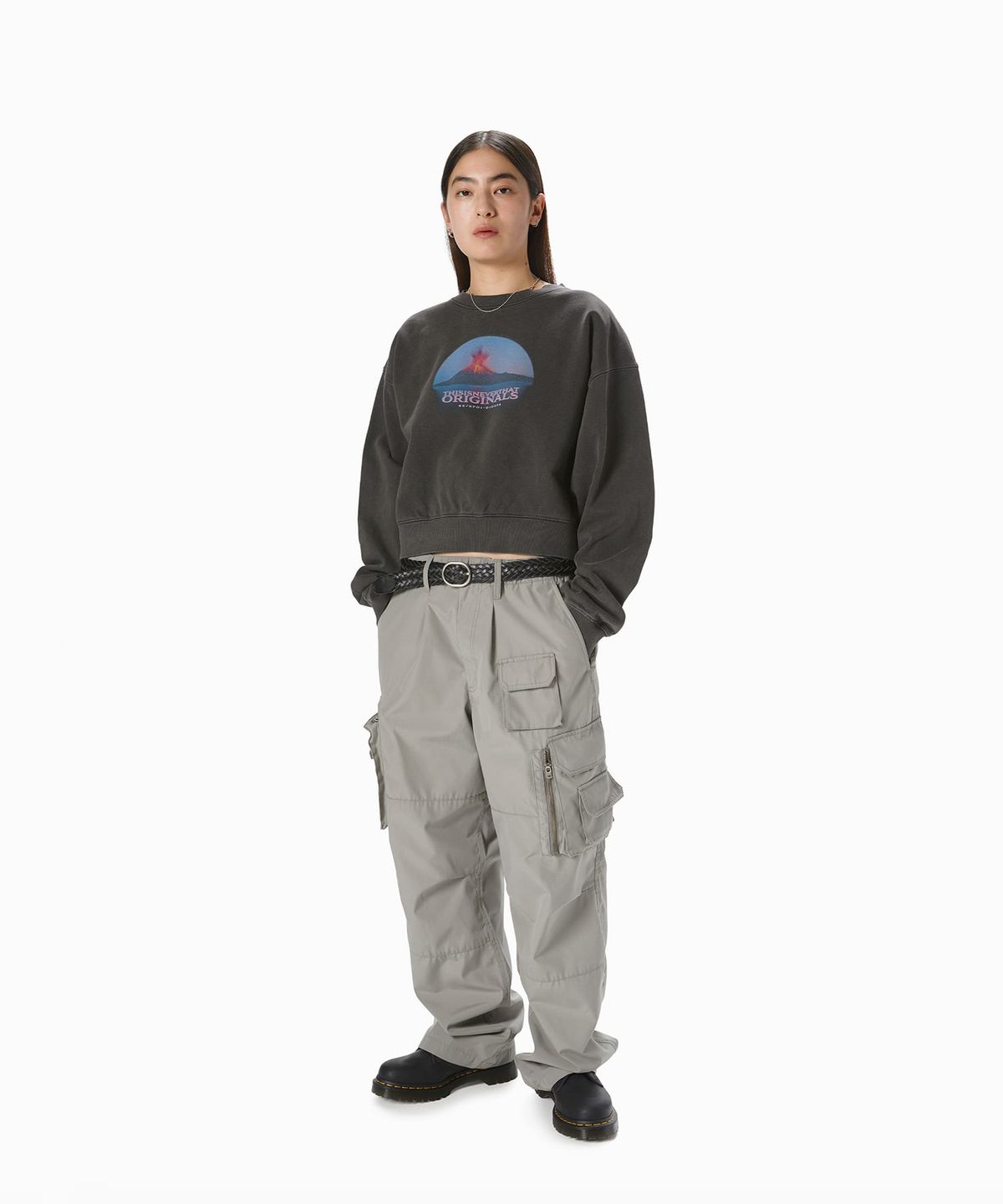 디스이즈네버댓(THISISNEVERTHAT) Volcano W Crewneck Charcoal