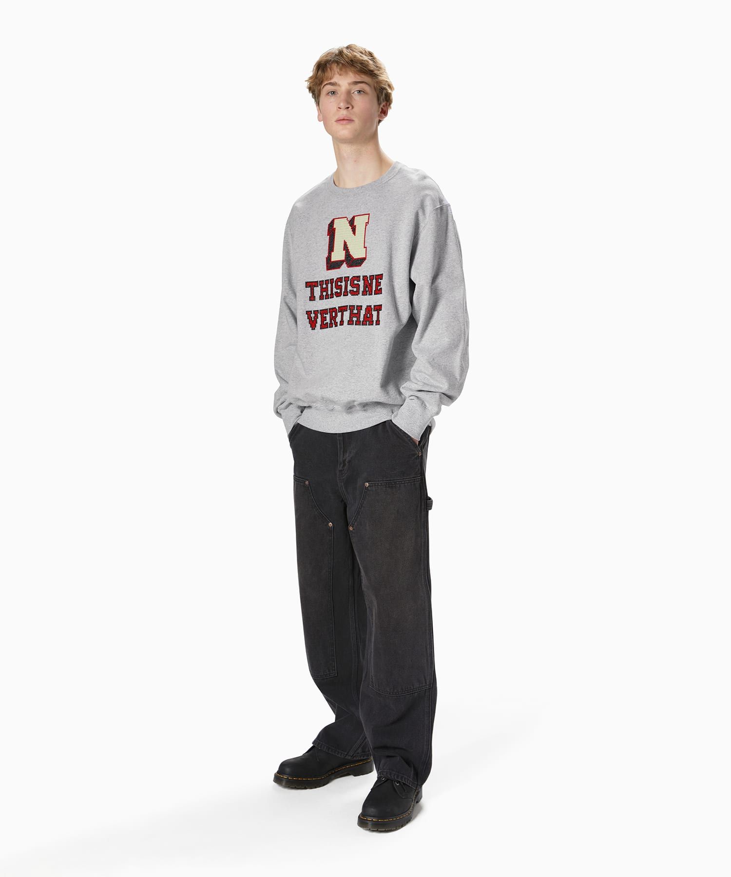 【THISISNEVERTHAT】クロスステッチ クルーネック ヘザーグレ MUSINSA公式 | thisisneverthat® Cross Stitched Crewneck