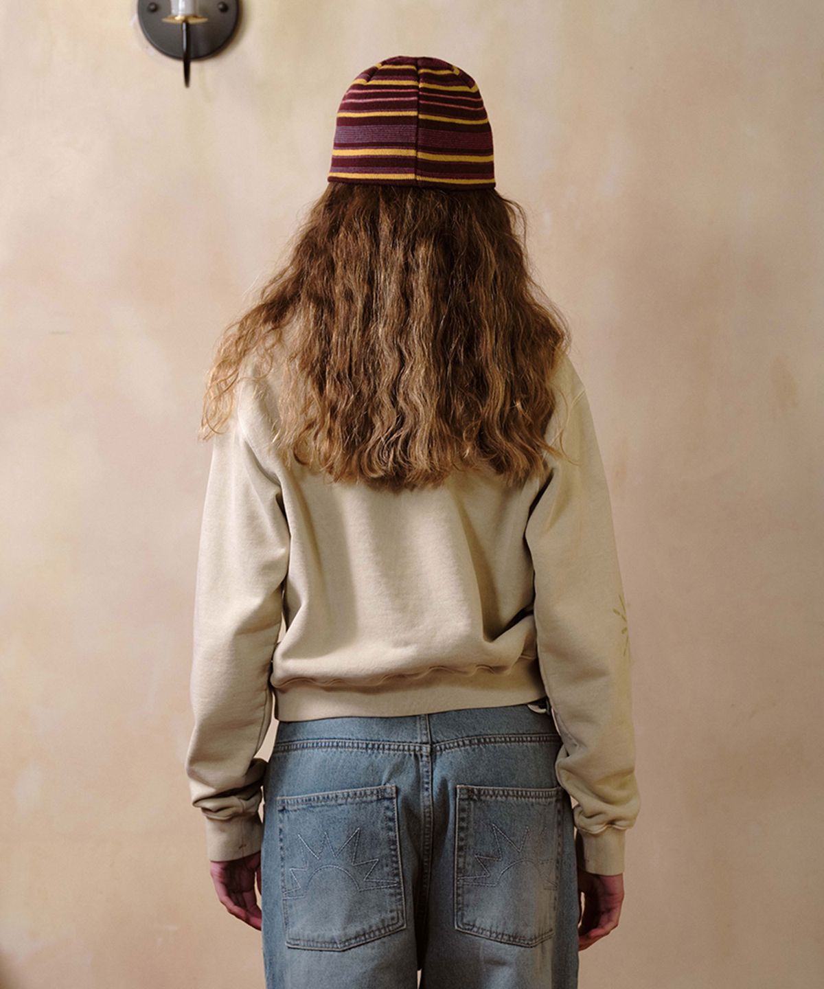 헬로 선라이즈(HELLO SUNRISE) Ethnic Symbol Sweatshirt(W)_Sand Beige