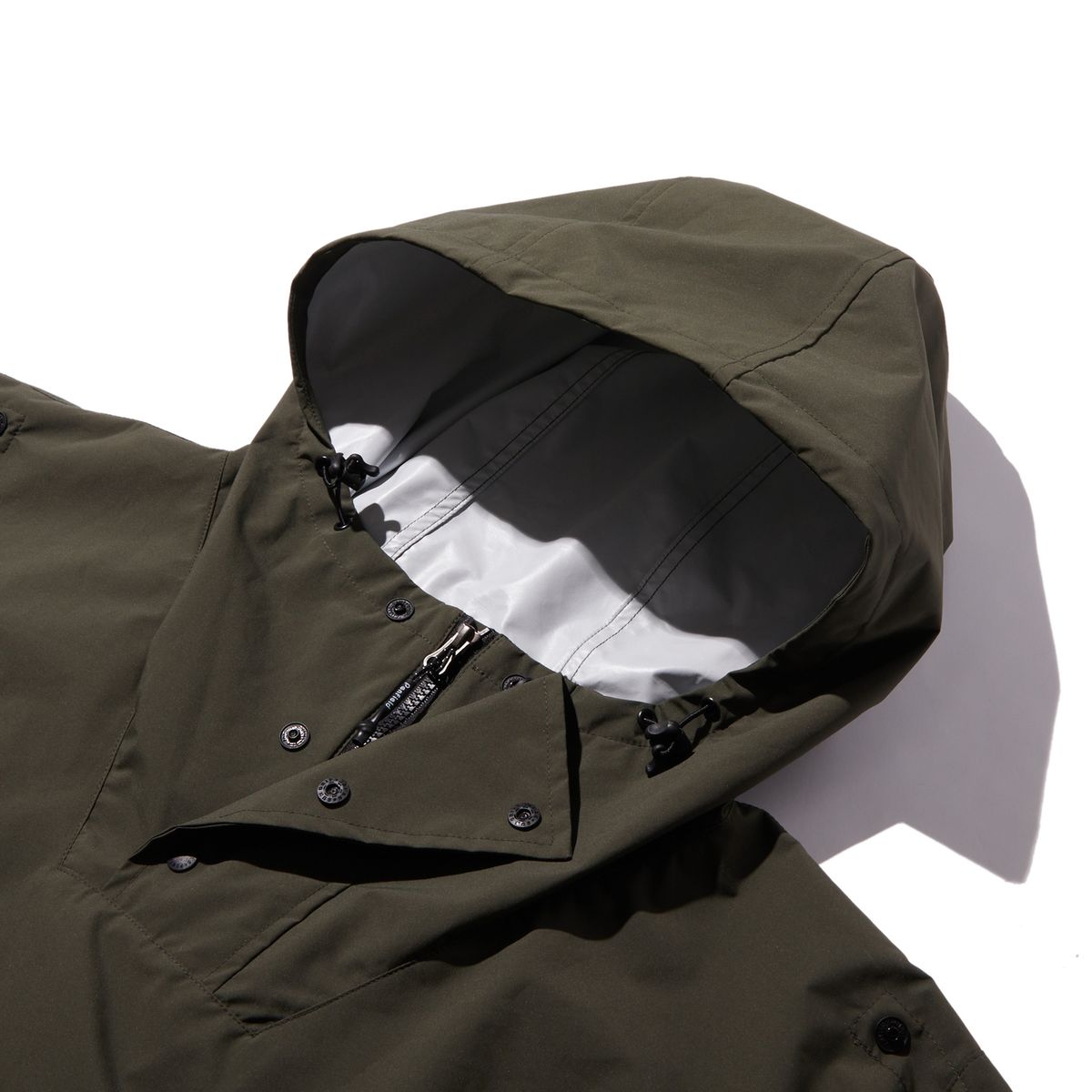 펜필드(PENFIELD) 레이어 패커블 판초 올리브_FR1WJ03U