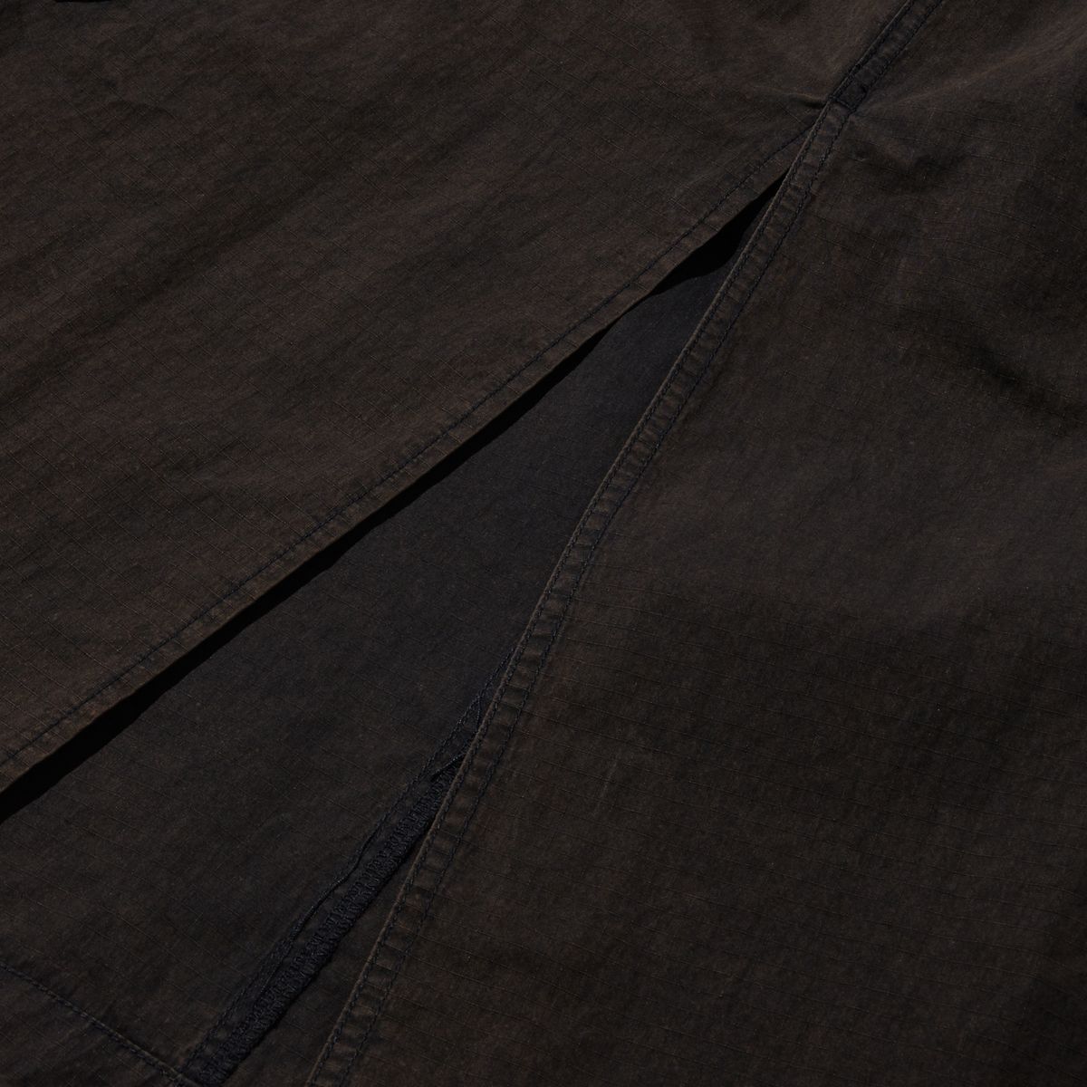 펜필드(PENFIELD) CN 페이디드 H라인 카고 스커트 다크브라운_FR2WS70F