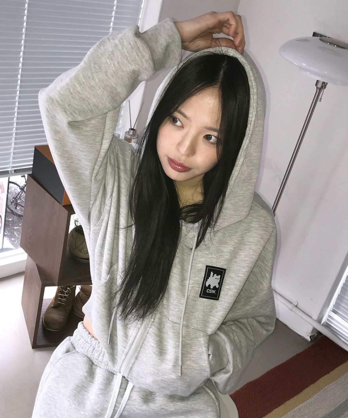 캣세이브더월드(CATSAVETHEWORLD) 베이 시그니처 투웨이 후드 집업 (2컬러)