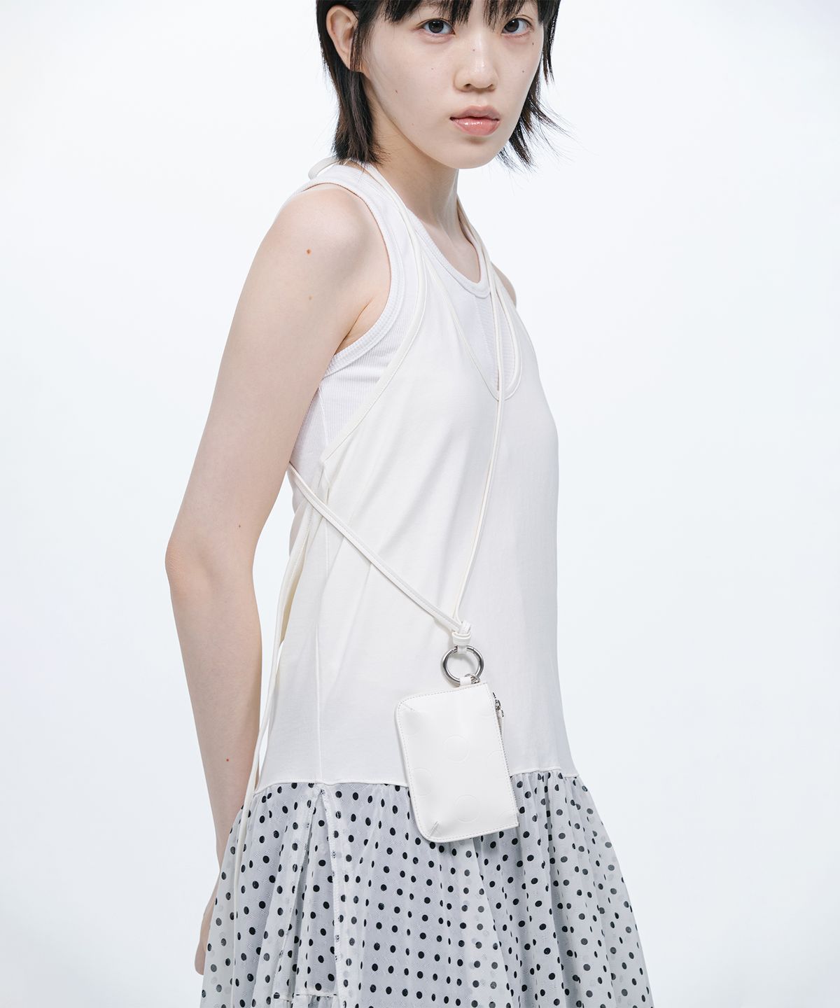 오헤시오(OHESHIO) DOT CROSS CARD WALLET, IVORY
