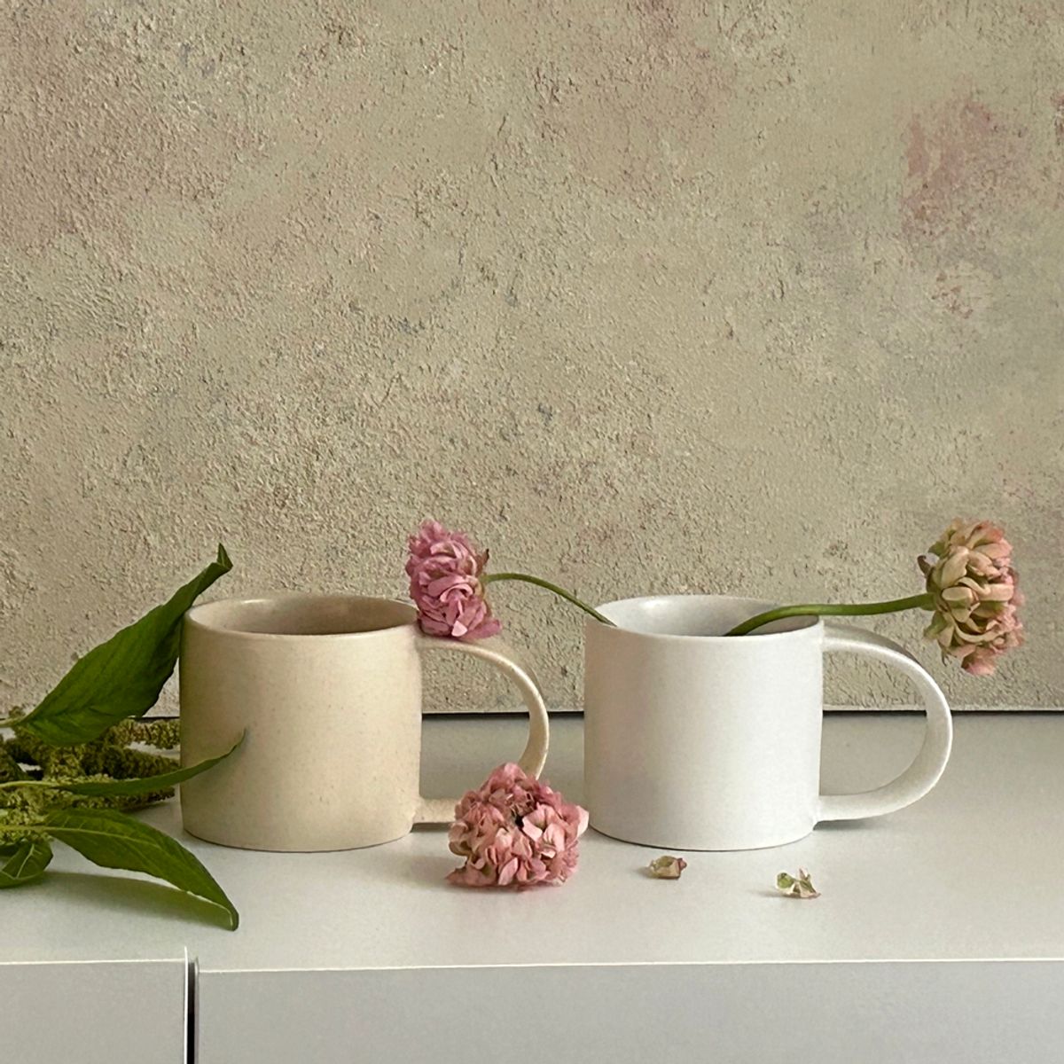앨리건트 테이블(ELEGANT TABLE) 젠 무광 머그잔 1p선물세트 2color