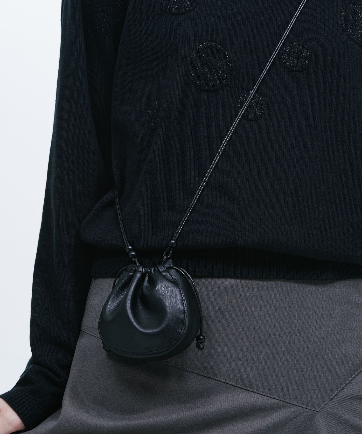 【OHESHIO】BEADS MINI BAG ミニクロスバック MUSINSA公式 | OHESHIO BEADS MINI BAG, BLACK