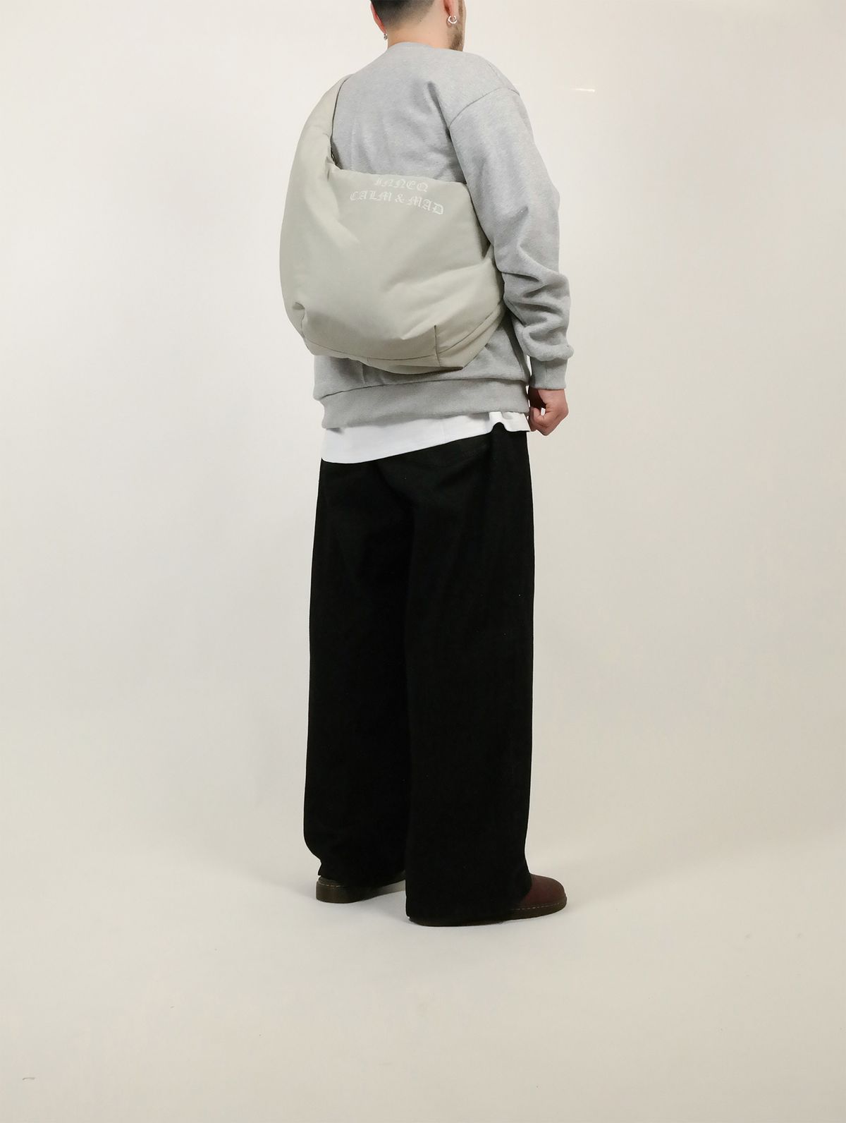 이네크(INNEQ) Pillow Concrete