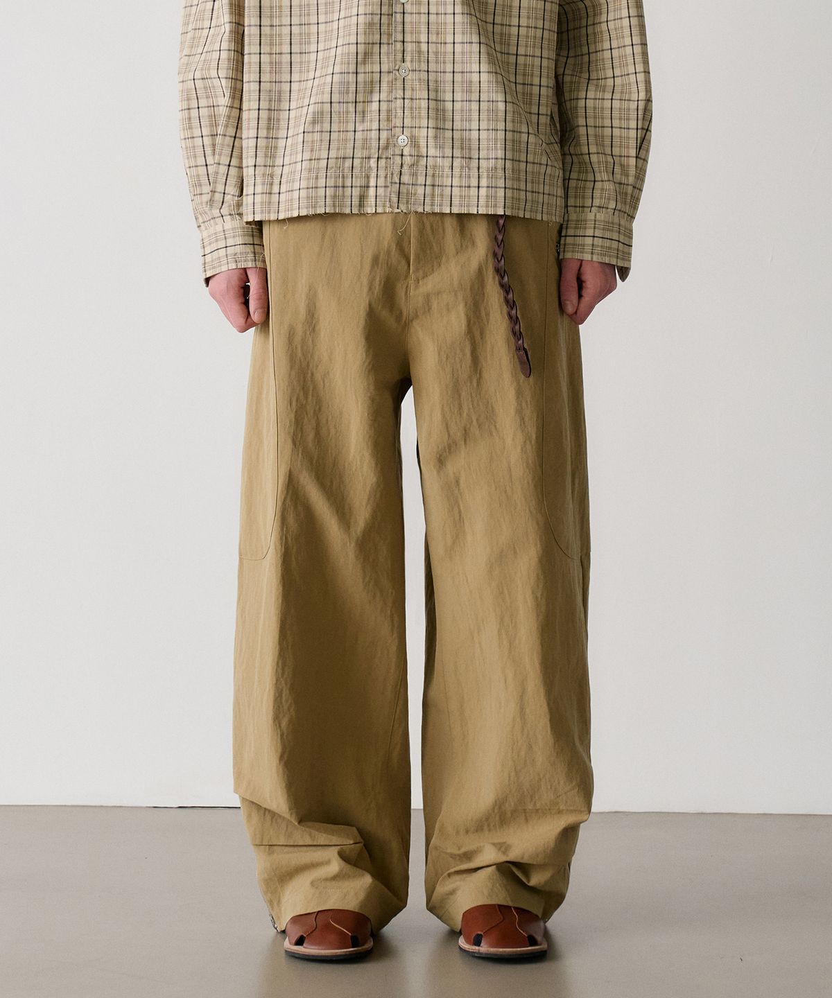 노운(NOUN) utility cargo pants (beige)