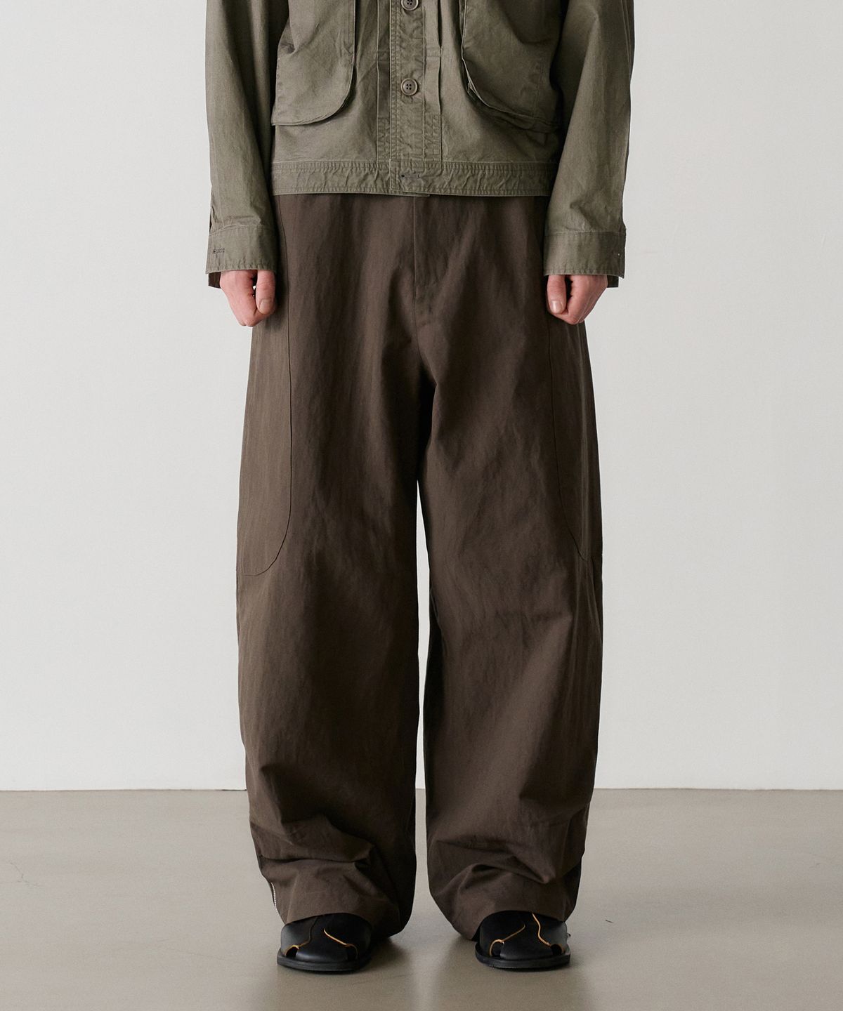노운(NOUN) utility cargo pants (khaki brown)
