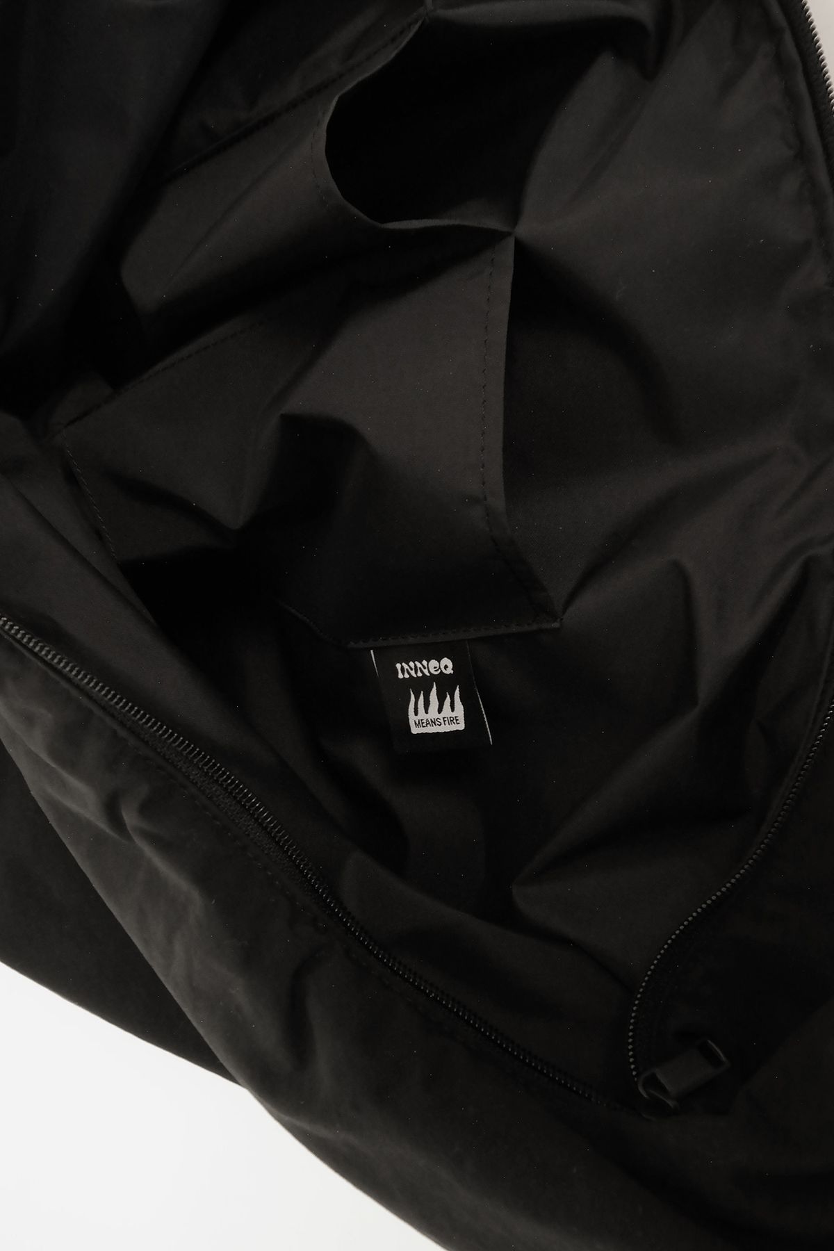 이네크(INNEQ) Pillow Black