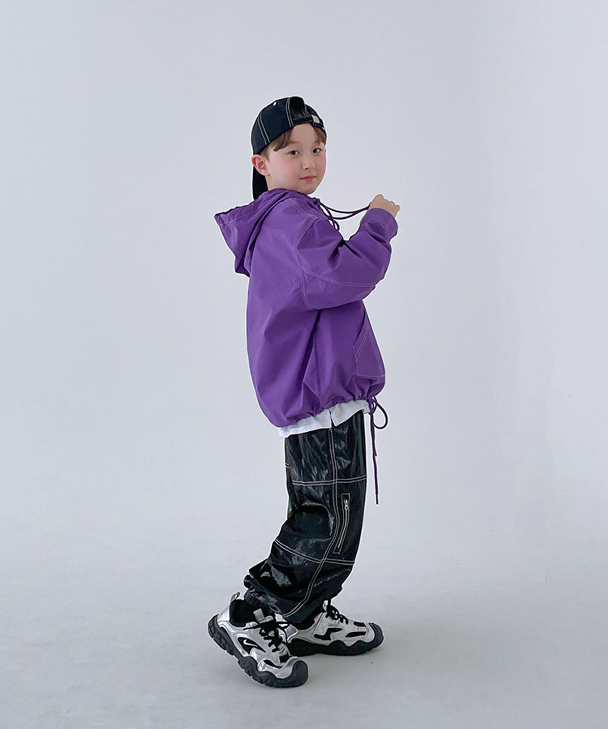 베리클로젯(BERRYCLOSET) 메타버스 시티 팬츠