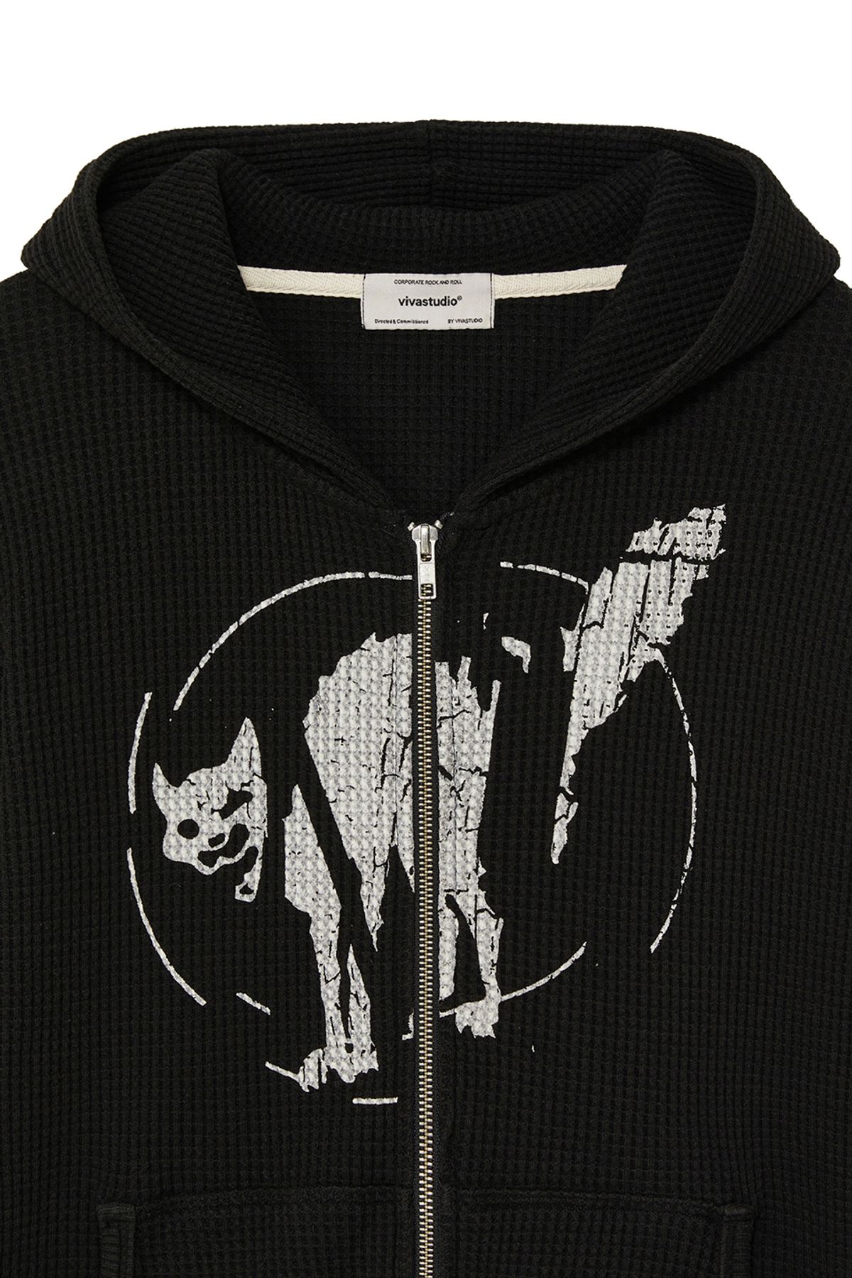 비바스튜디오(VIVASTUDIO) BLACK CAT WAFFLE ZIP-UP HOODIE [BLACK]