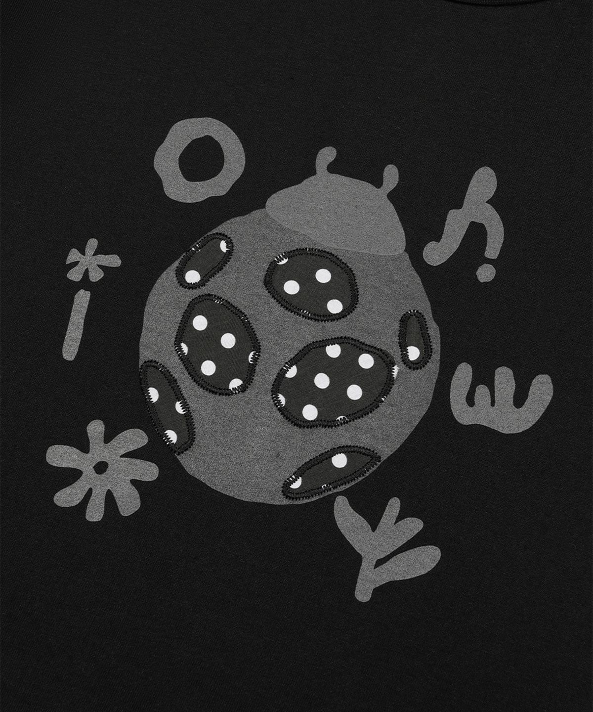 오헤시오(OHESHIO) DOT BUG PATCHY T-SHIRT, BLACK