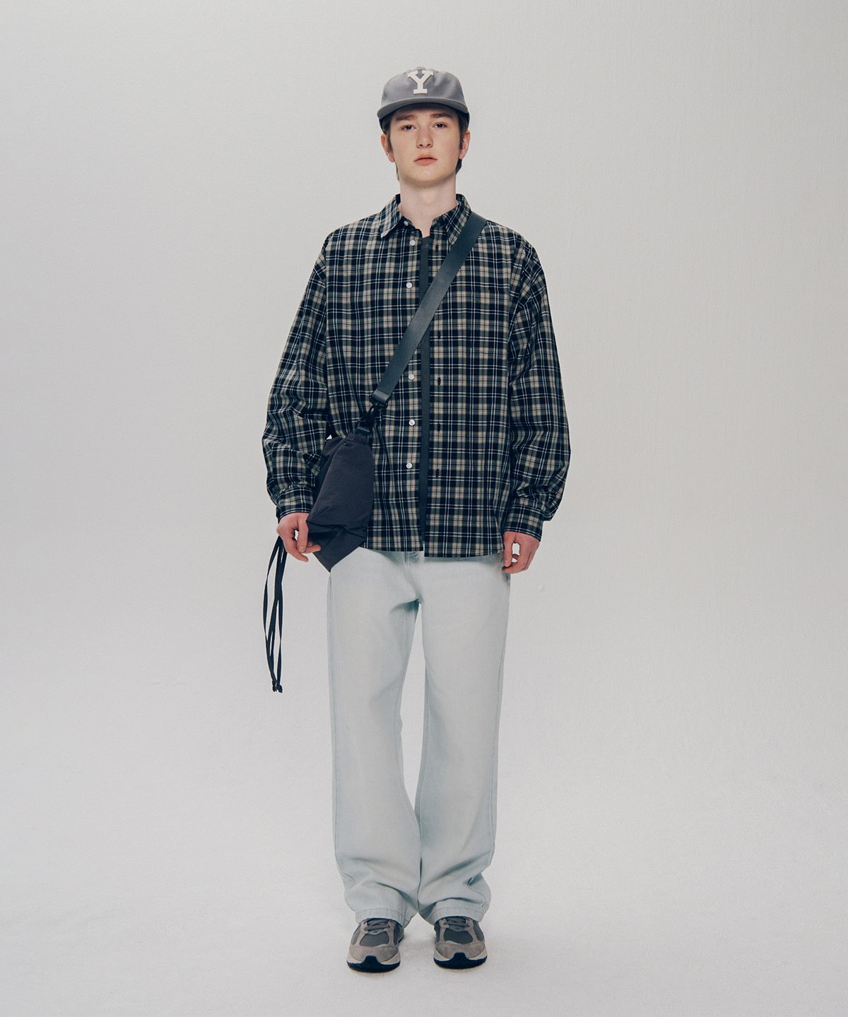 예일(YALE) 루즈핏 멀티체크 셔츠_블랙