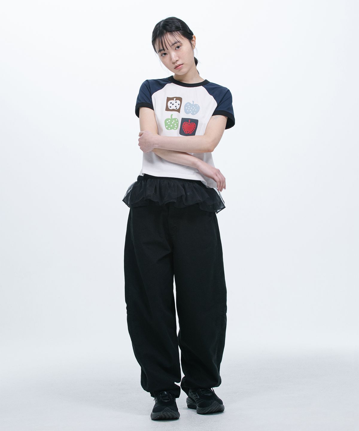 오헤시오(OHESHIO) APPLE RAGLAN T-SHIRT, WHITE