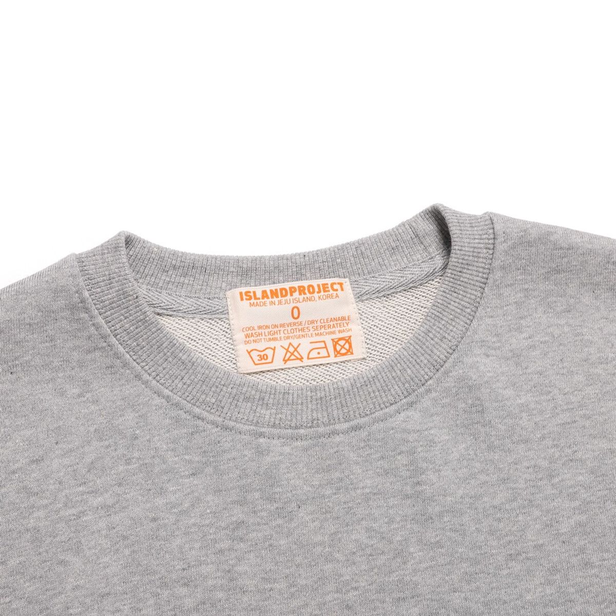 아일랜드 프로젝트(ISLAND PROJECT) Diver Bear Jeju Head Sweatshirt - Gray