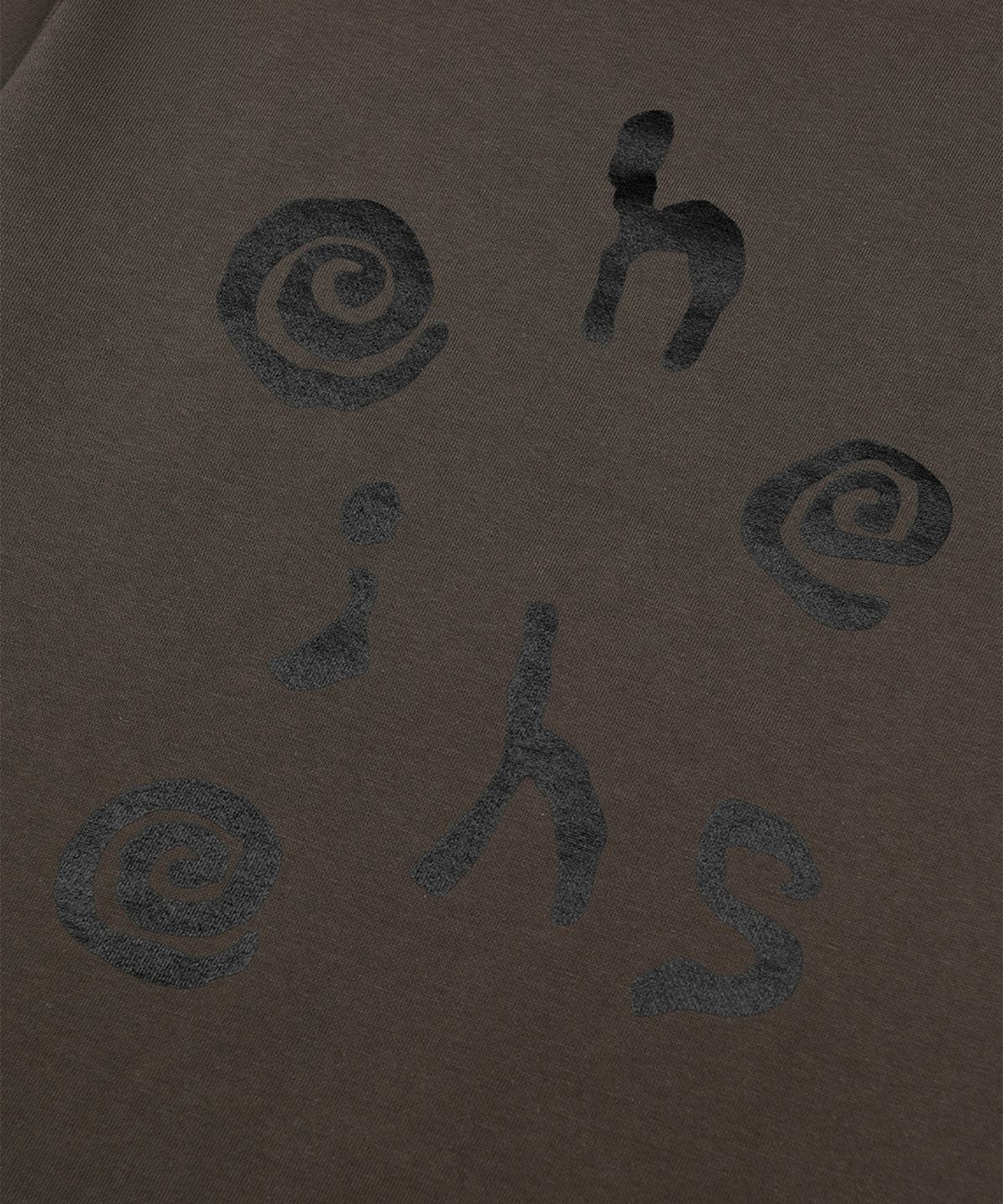 오헤시오(OHESHIO) LOGO SLIM T-SHIRT, DEEP BROWN