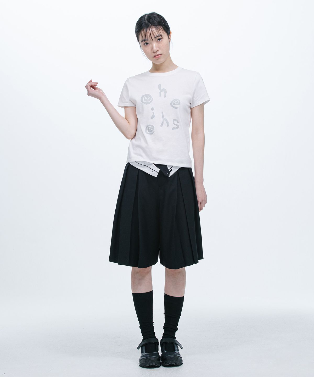 오헤시오(OHESHIO) LOGO SLIM T-SHIRT, WHITE