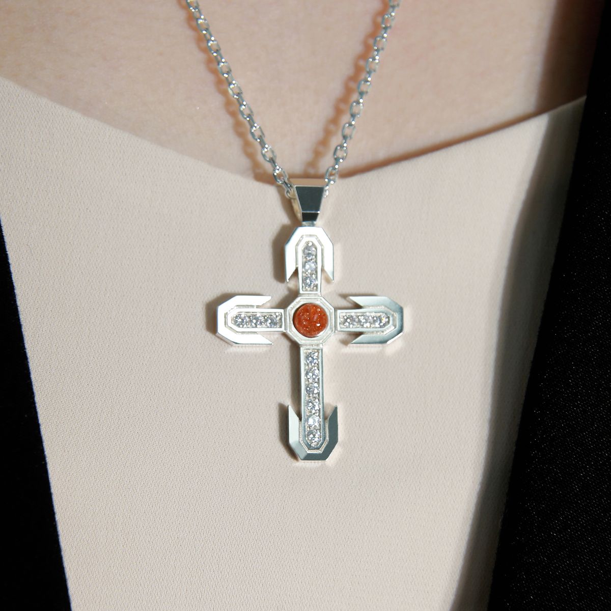 쿠도스(KUDOS) Ritzy Cross Necklace (All Ice Ver.)