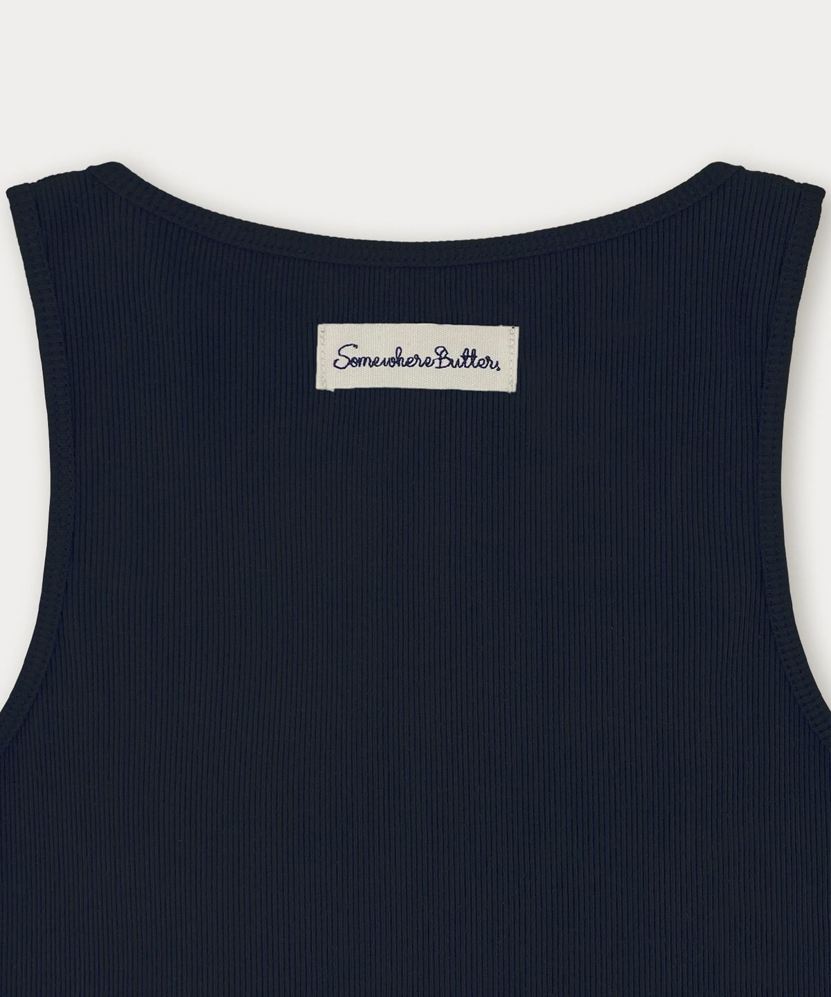 썸웨어버터(SOMEWHEREBUTTER) Label Rip Sleeveless - Navy