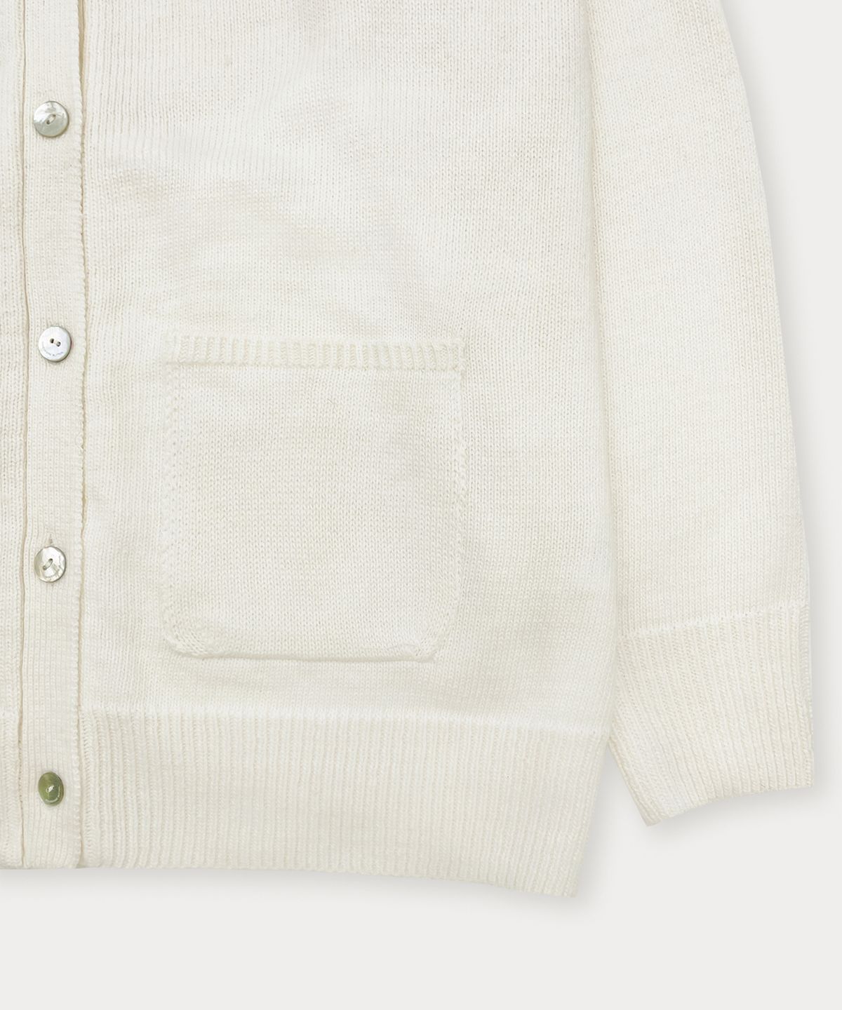 썸웨어버터(SOMEWHEREBUTTER) Camilla V-Neck Cardigan - Ivory
