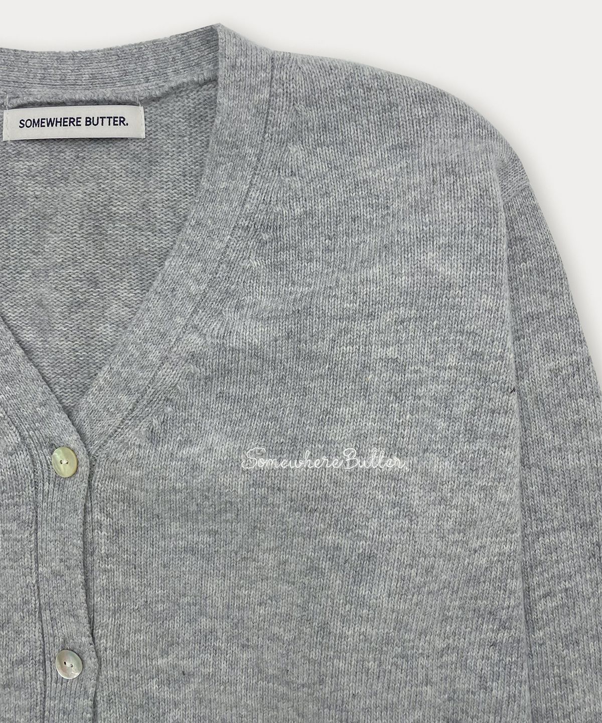 썸웨어버터(SOMEWHEREBUTTER) Camilla V-Neck Cardigan - Grey