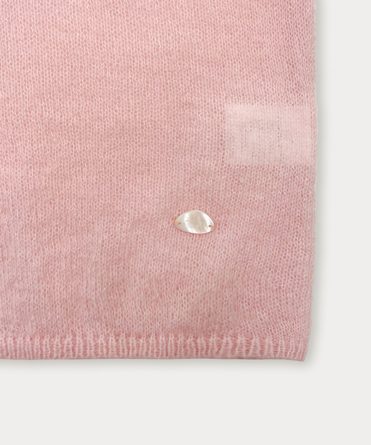 썸웨어버터(SOMEWHEREBUTTER) Pendant See-Through Half Knit - Pink